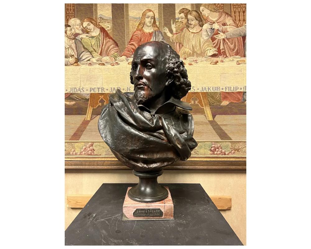 Rare French bronze bust of William Shakespeare by Carrier Belleuse and Pinedo, c For Sale 3
