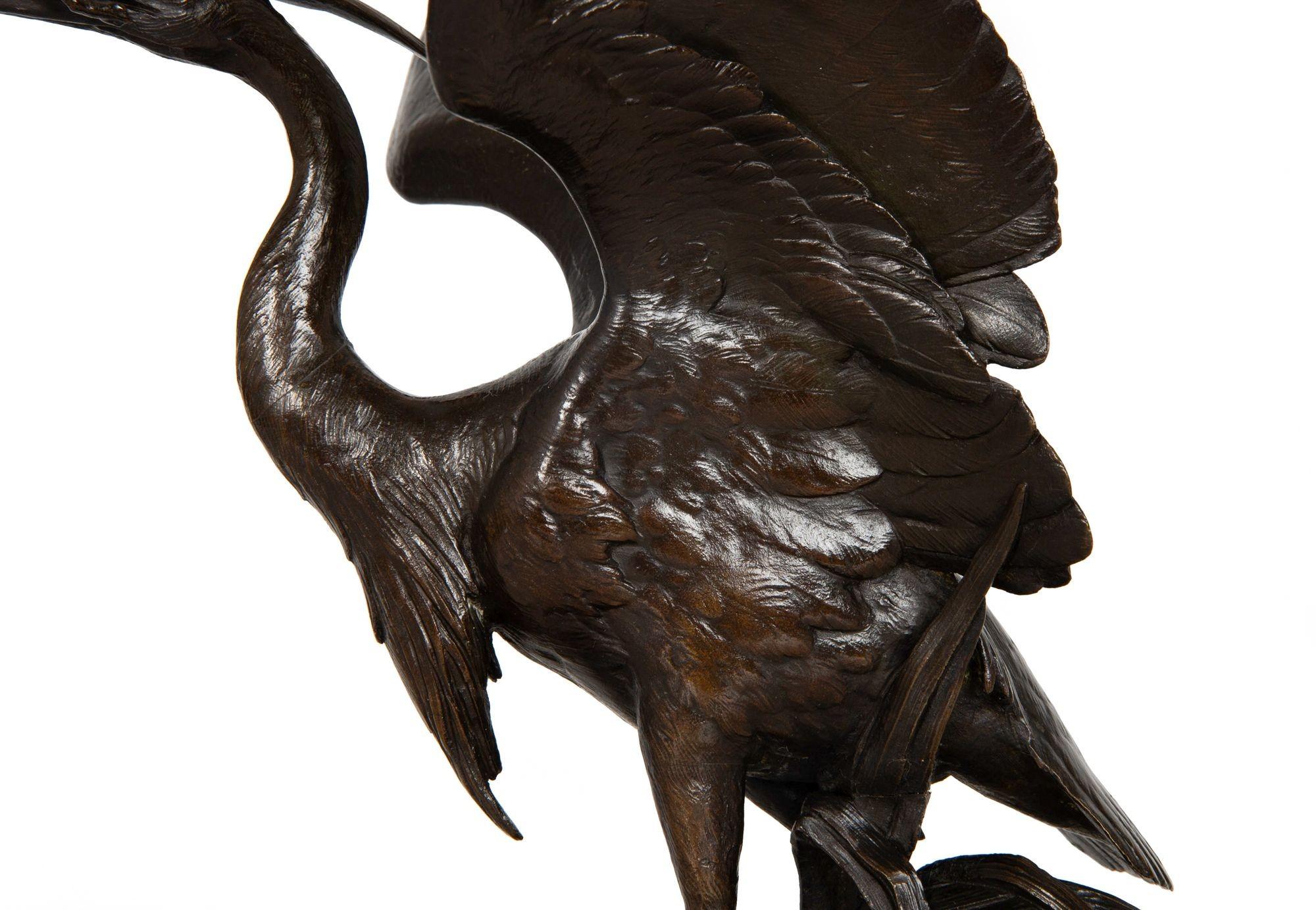 Rara scultura francese in bronzo con airone e rana di Henri Alfred Jacquemart in vendita 3