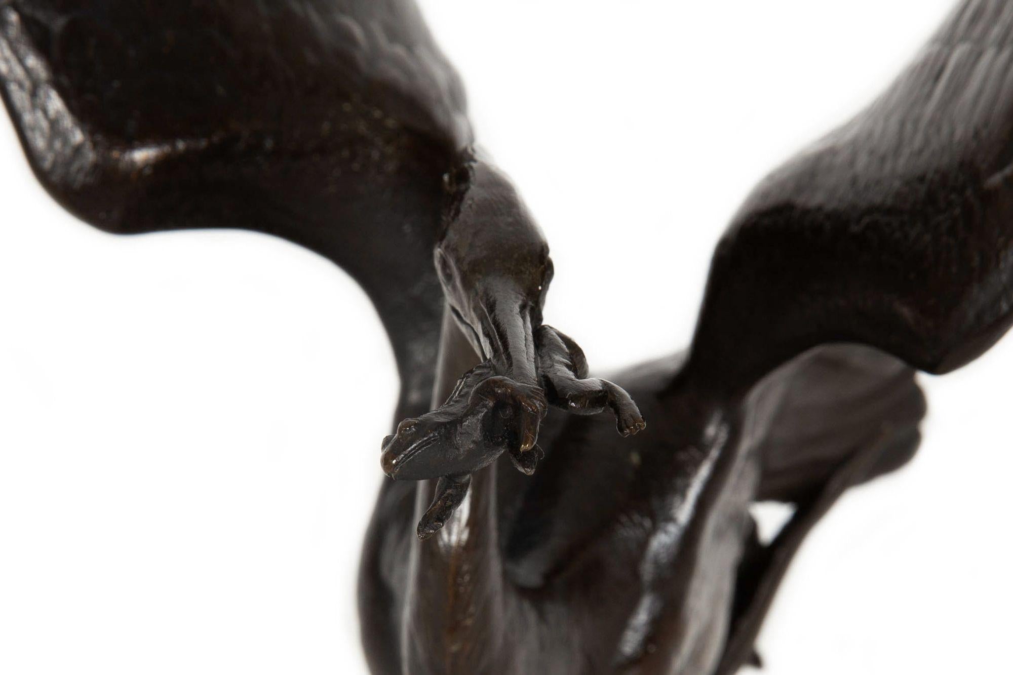 Rara scultura francese in bronzo con airone e rana di Henri Alfred Jacquemart in vendita 11