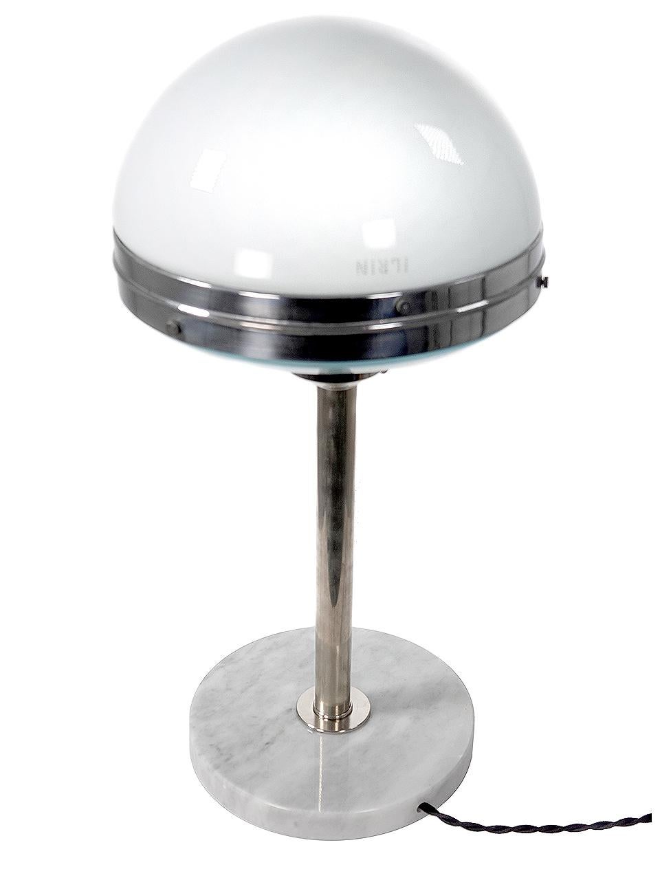 Français Rare lampe de bureau déco française Ilrin bleu et verre dépoli
