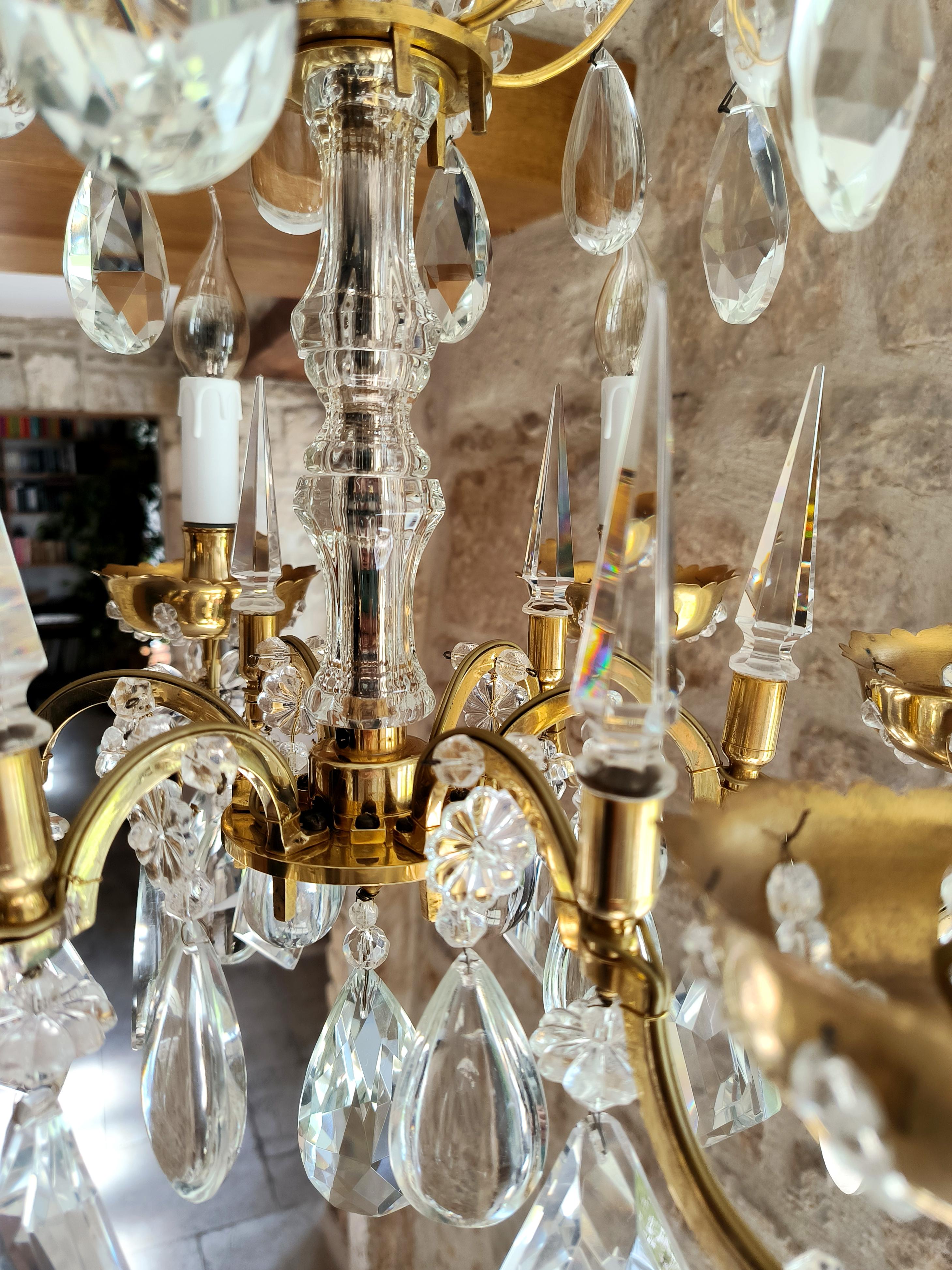 Rara araña de cristal francesa estilo Luis XVI de la Maison Baguès. Circa 1950's en venta 10
