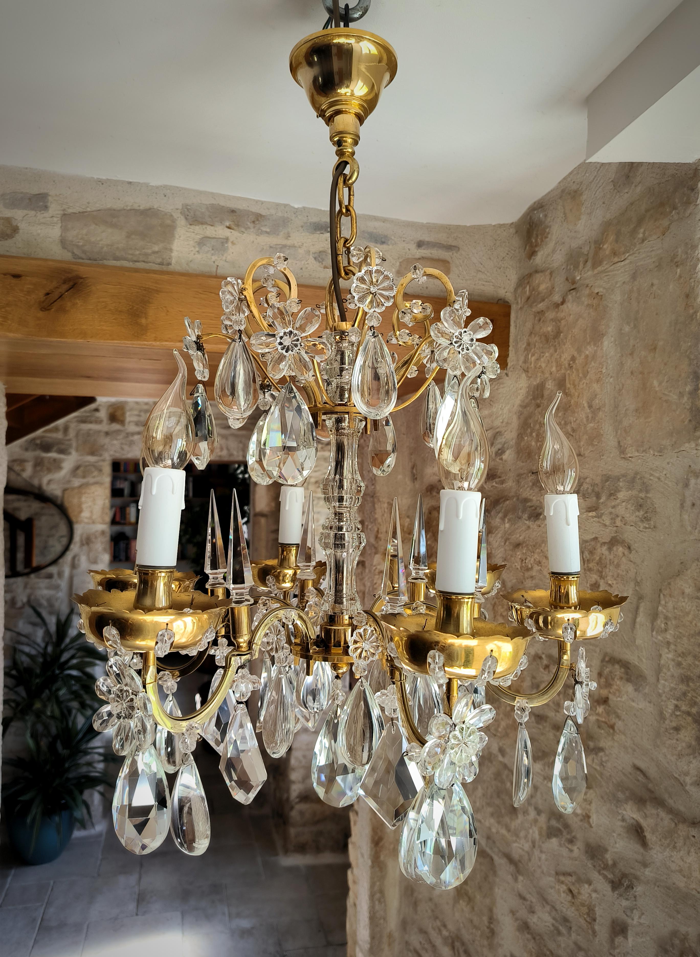 Rara araña de cristal francesa estilo Luis XVI de la Maison Baguès. Circa 1950's en venta 13