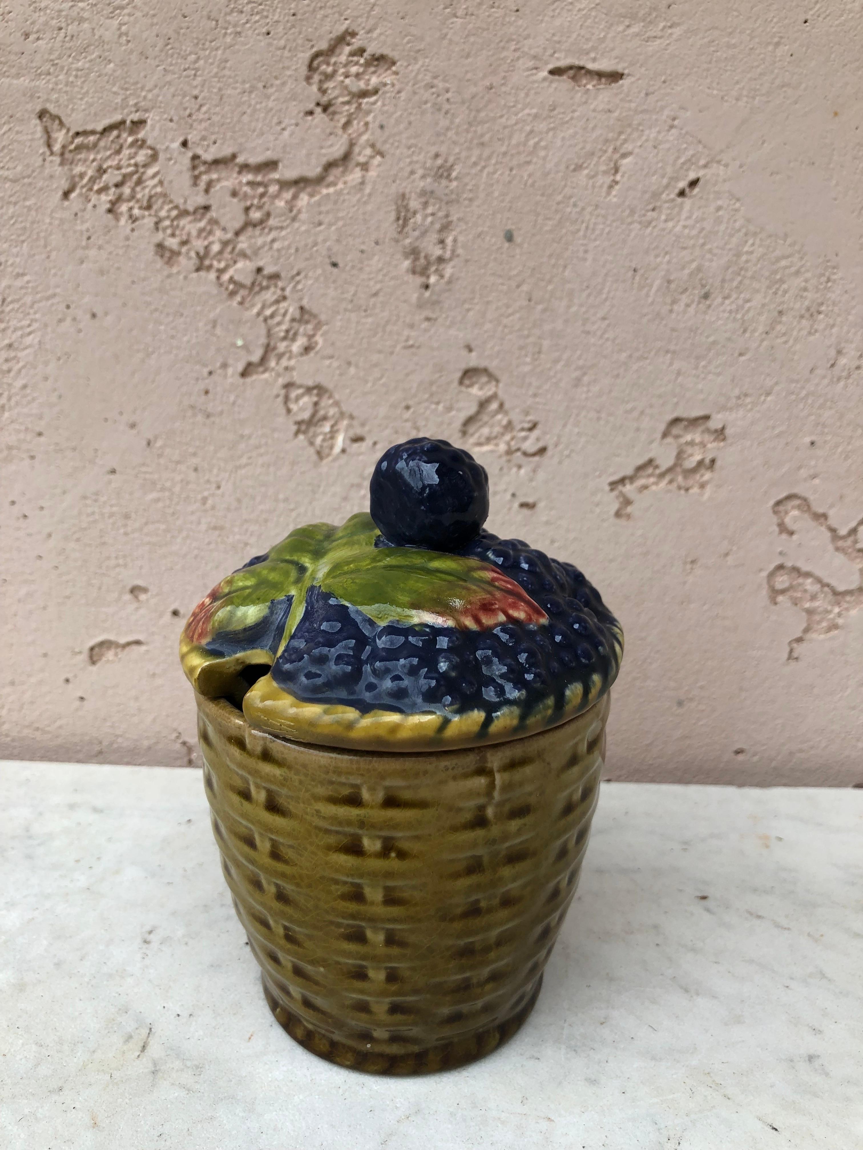 Early 20th Century Rare French Majolica Blackberries Basket signed Sarreguemines circa 1920 For Sale