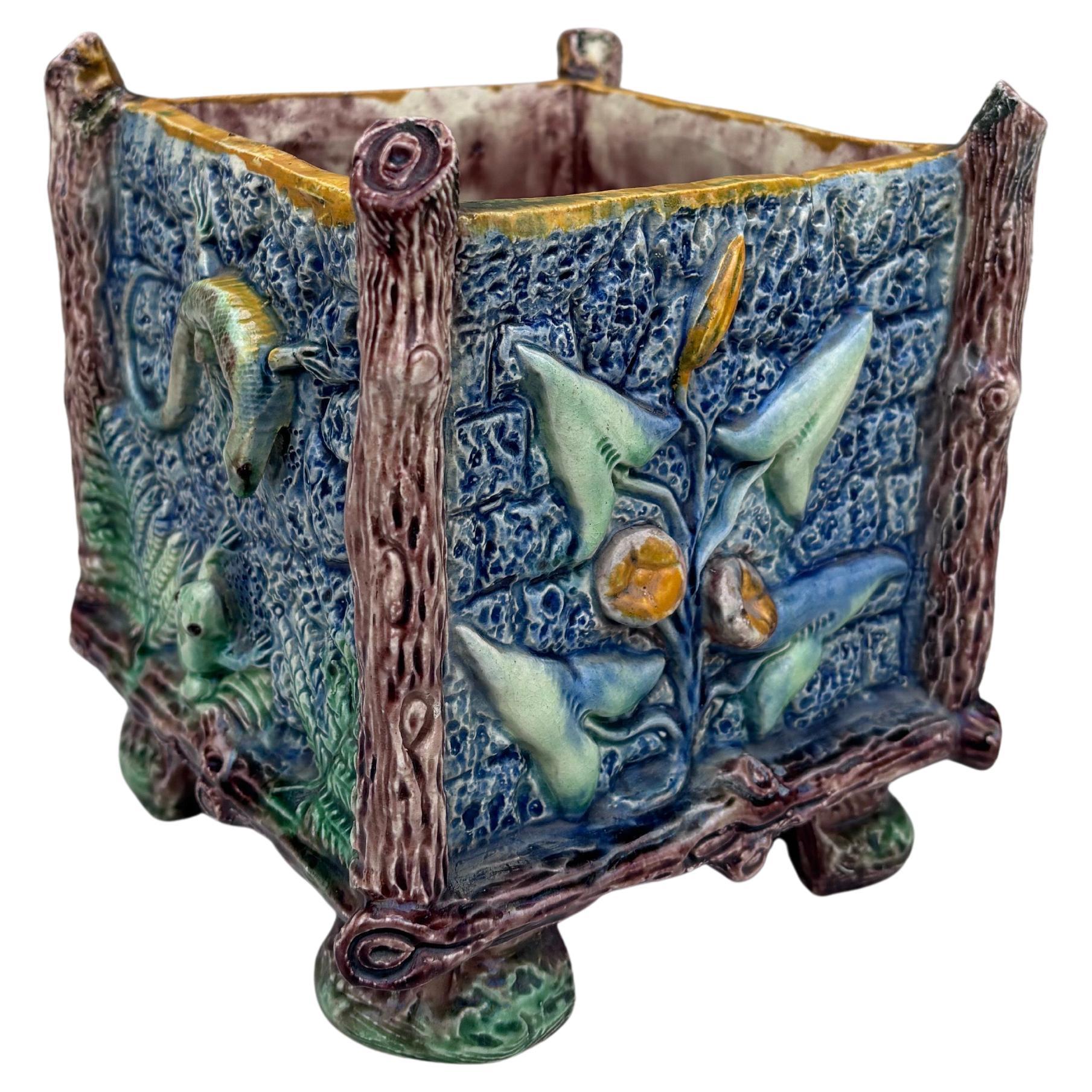 Raro cachepot in maiolica francese Palissy con rana e lucertola Thomas Sergent in vendita 2