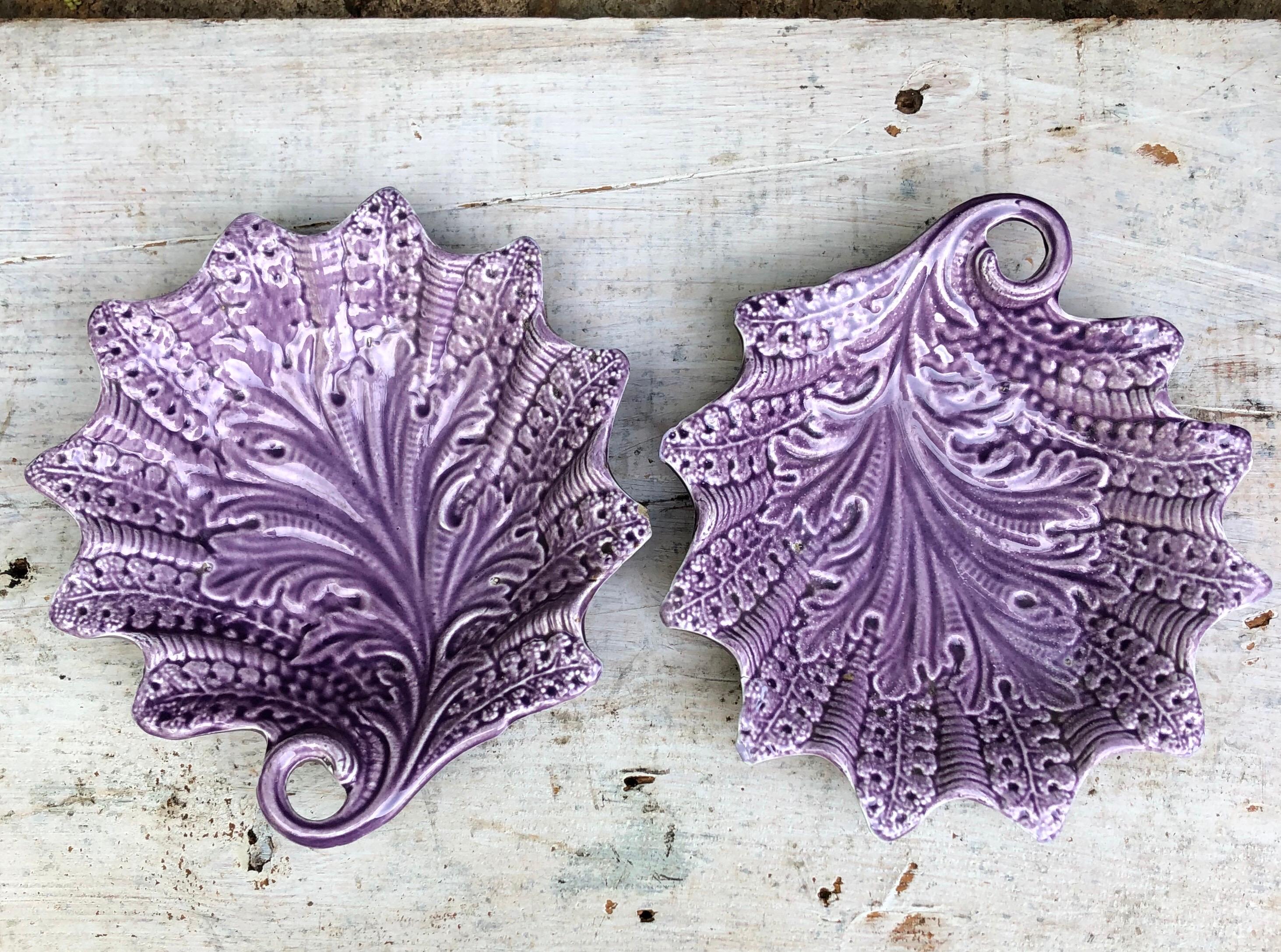 Rustic Rare French Majolica Purple Dish Leaf Onnaing, circa 1890