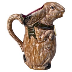 Rara jarra francesa de mayólica Conejo, circa 1900