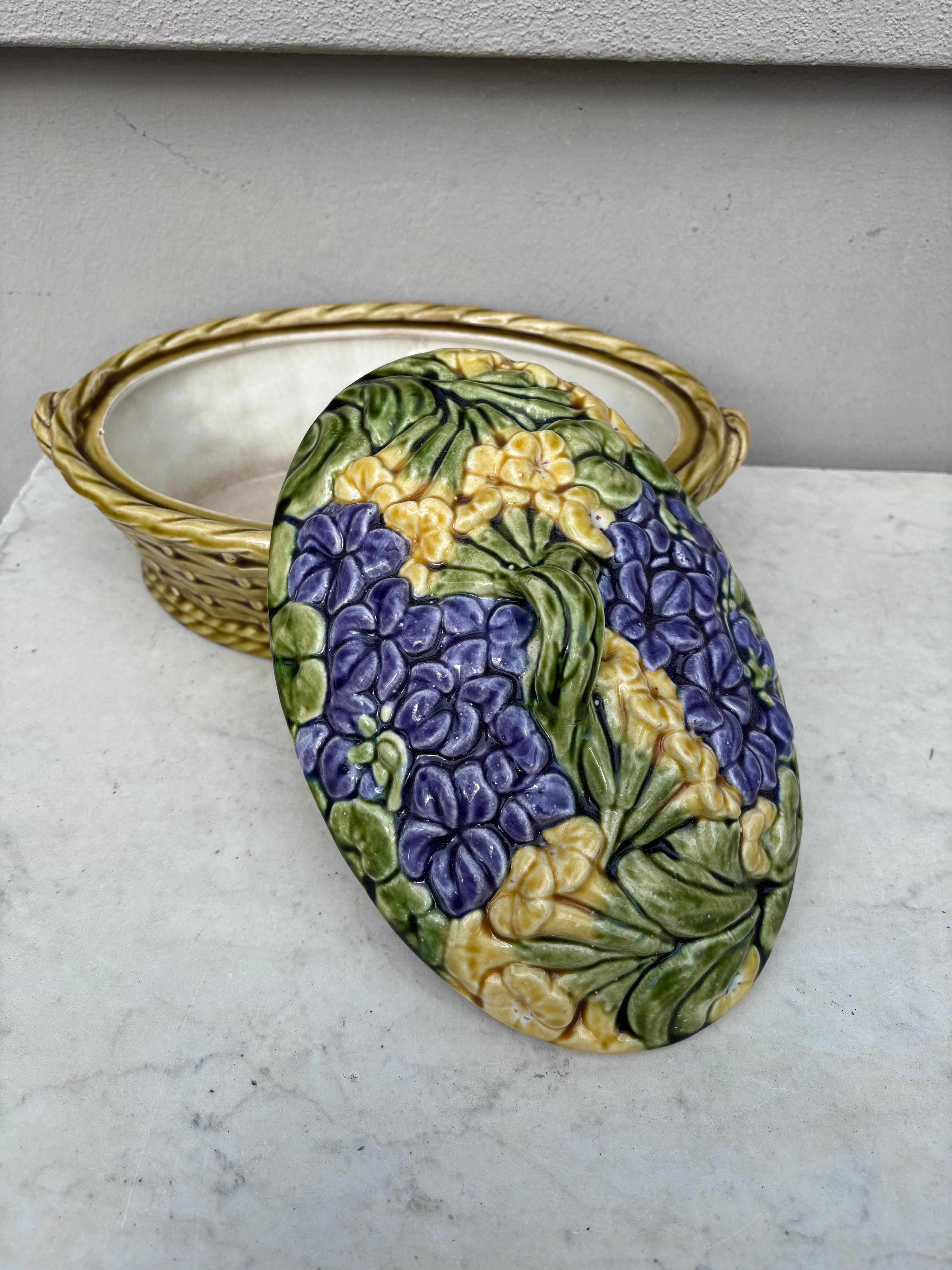 Rustic Rare French Majolica Violets Basket Sarreguemines Circa 1920 For Sale