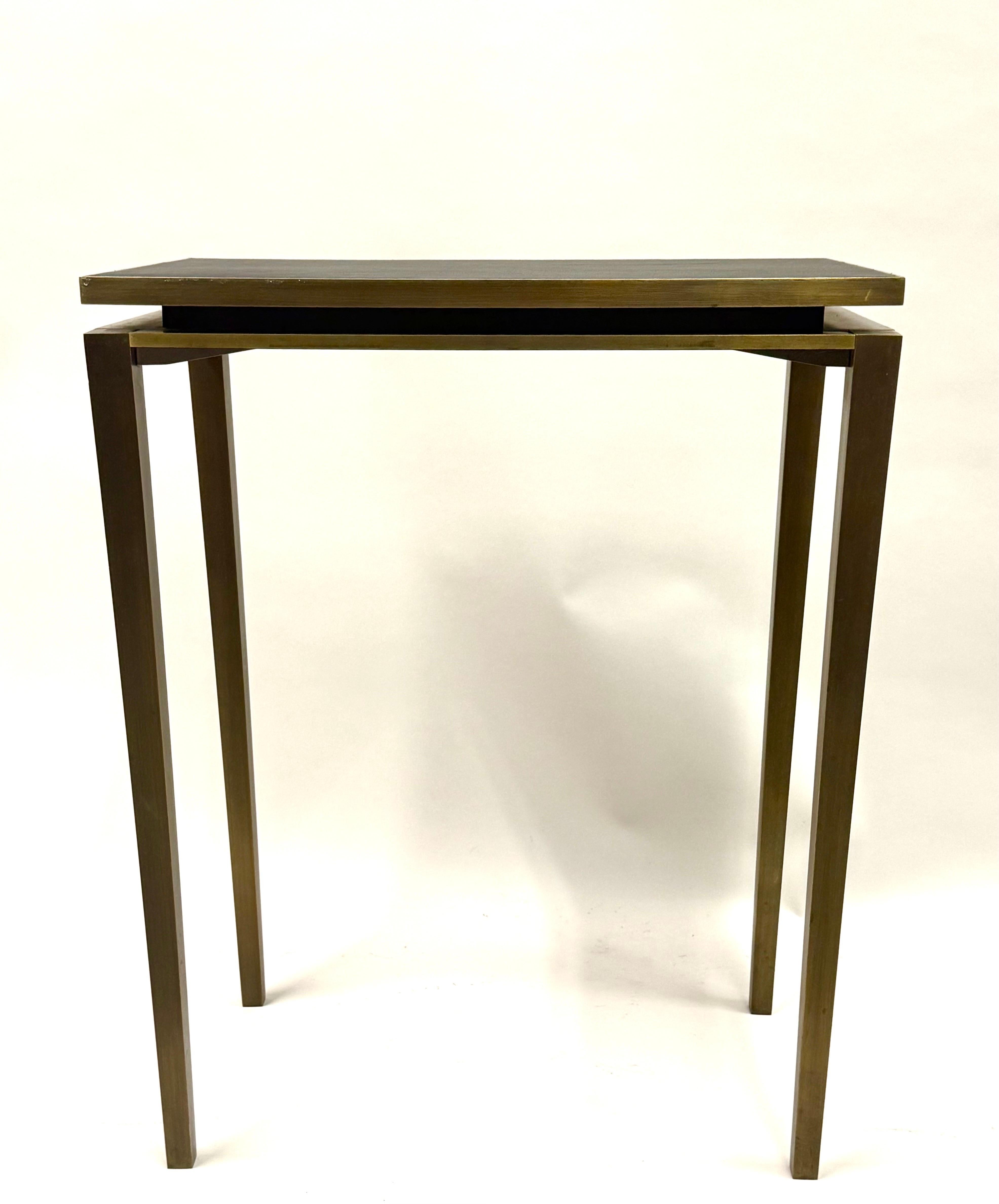 Calco Rara console francese di metà secolo in bronzo massiccio e pelle, firmata Cartier, Parigi in vendita