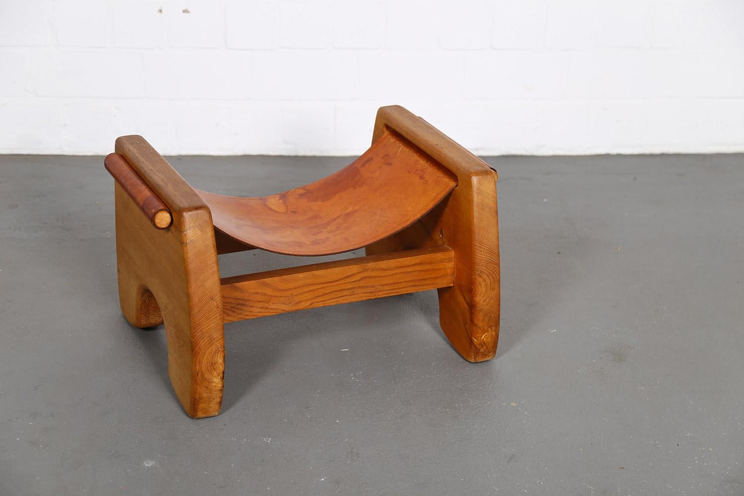 Mid-20th Century Rare French Oak and Cognac Leather Stool 30s or 40s Design For Sale