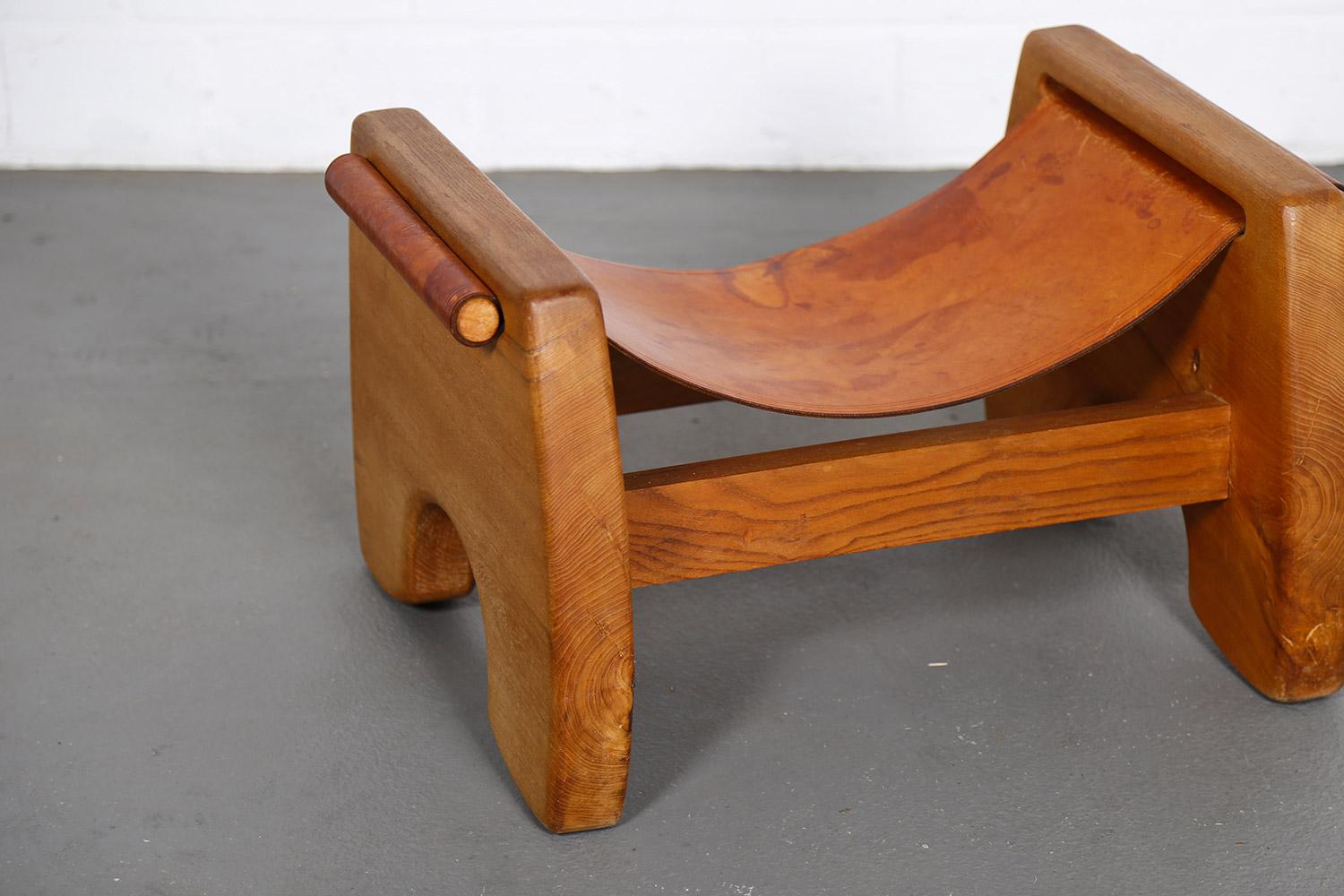 Rare French Oak and Cognac Leather Stool 30s or 40s Design For Sale 1