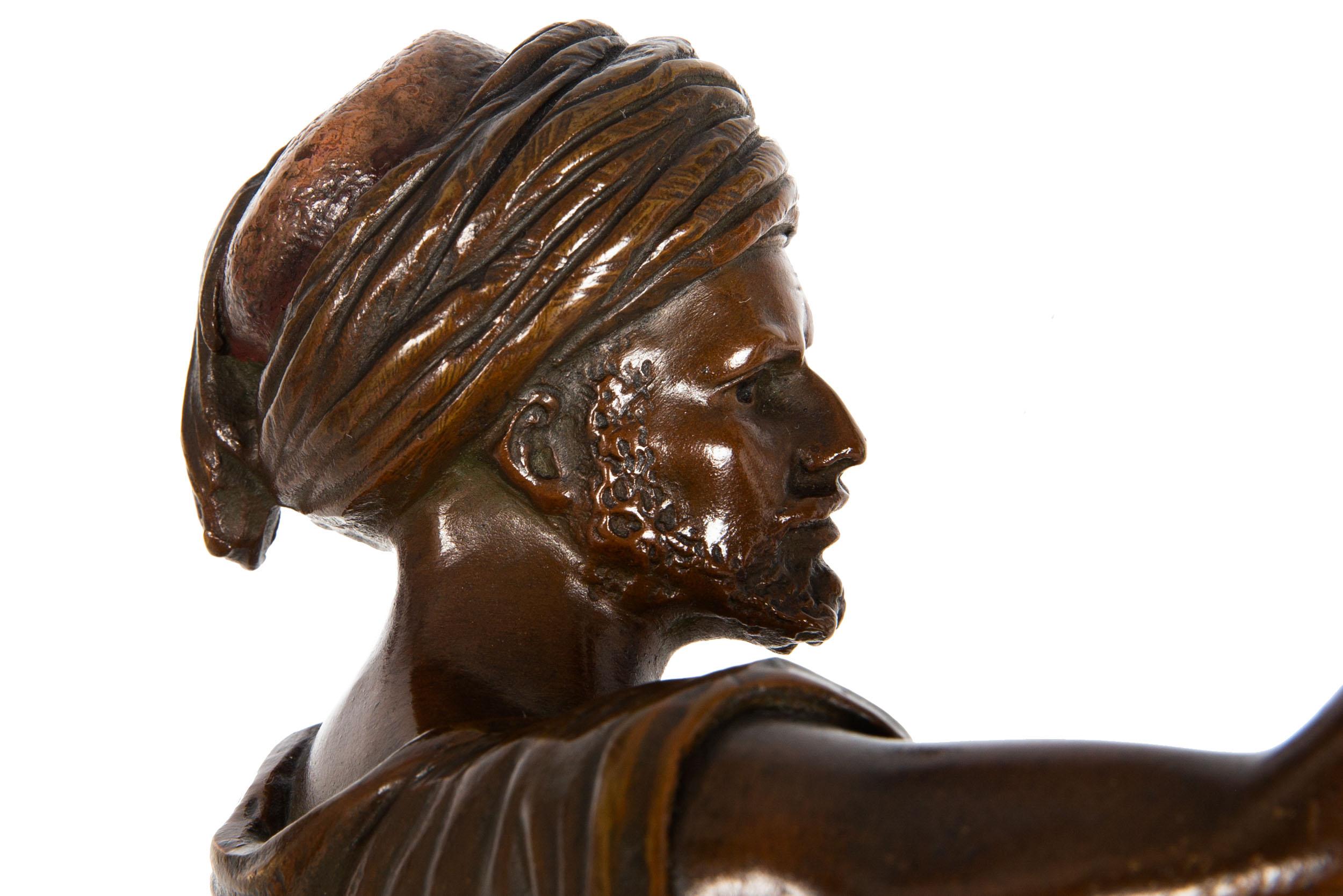 Seltene französische orientalistische Bronzeskulptur Arabischer Krieger nach Jean Didier Debut im Angebot 9