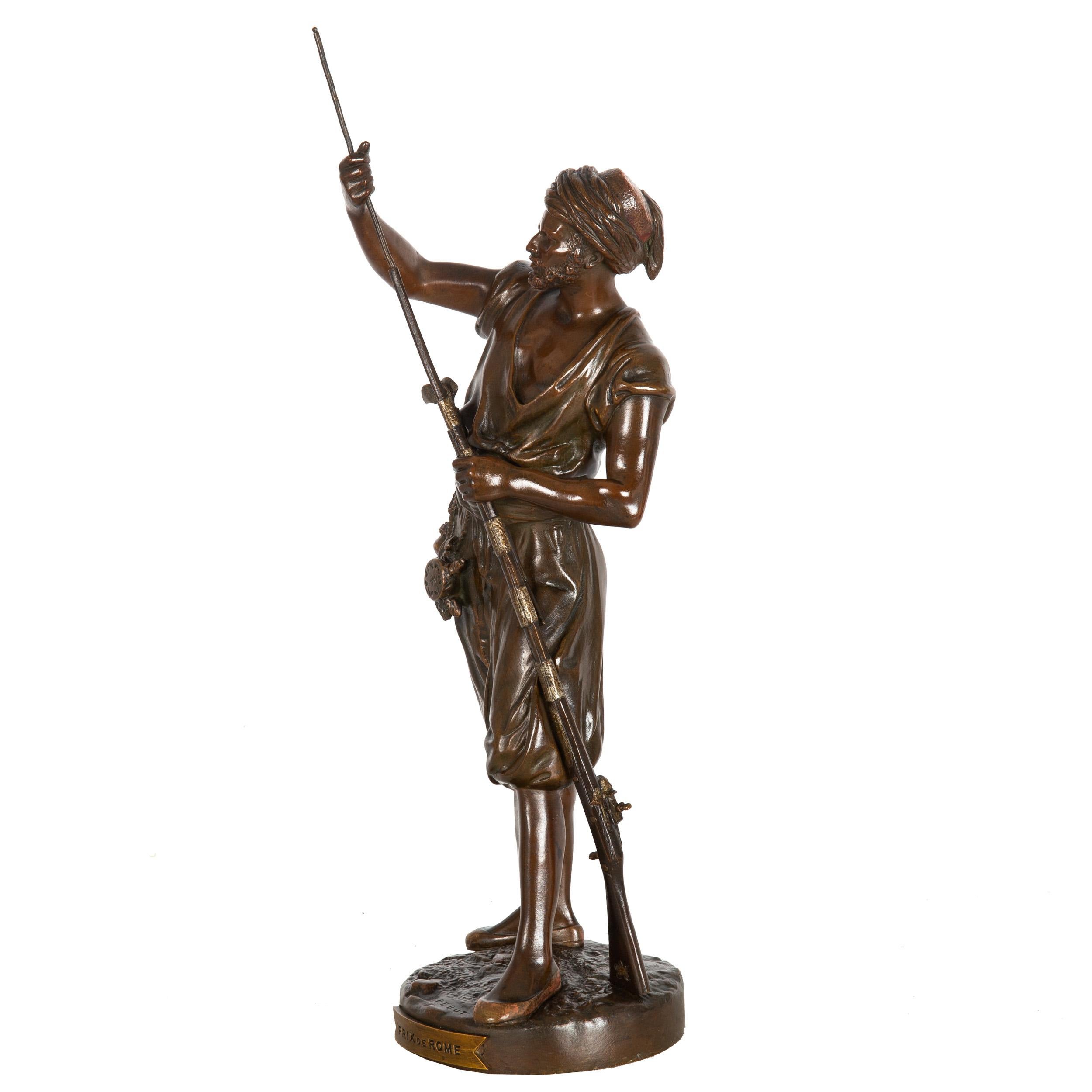 Seltene französische orientalistische Bronzeskulptur Arabischer Krieger nach Jean Didier Debut (Französisch) im Angebot