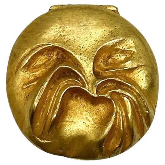 Seltene französische Schachtel aus vergoldeter Bronze von Line Vautrin