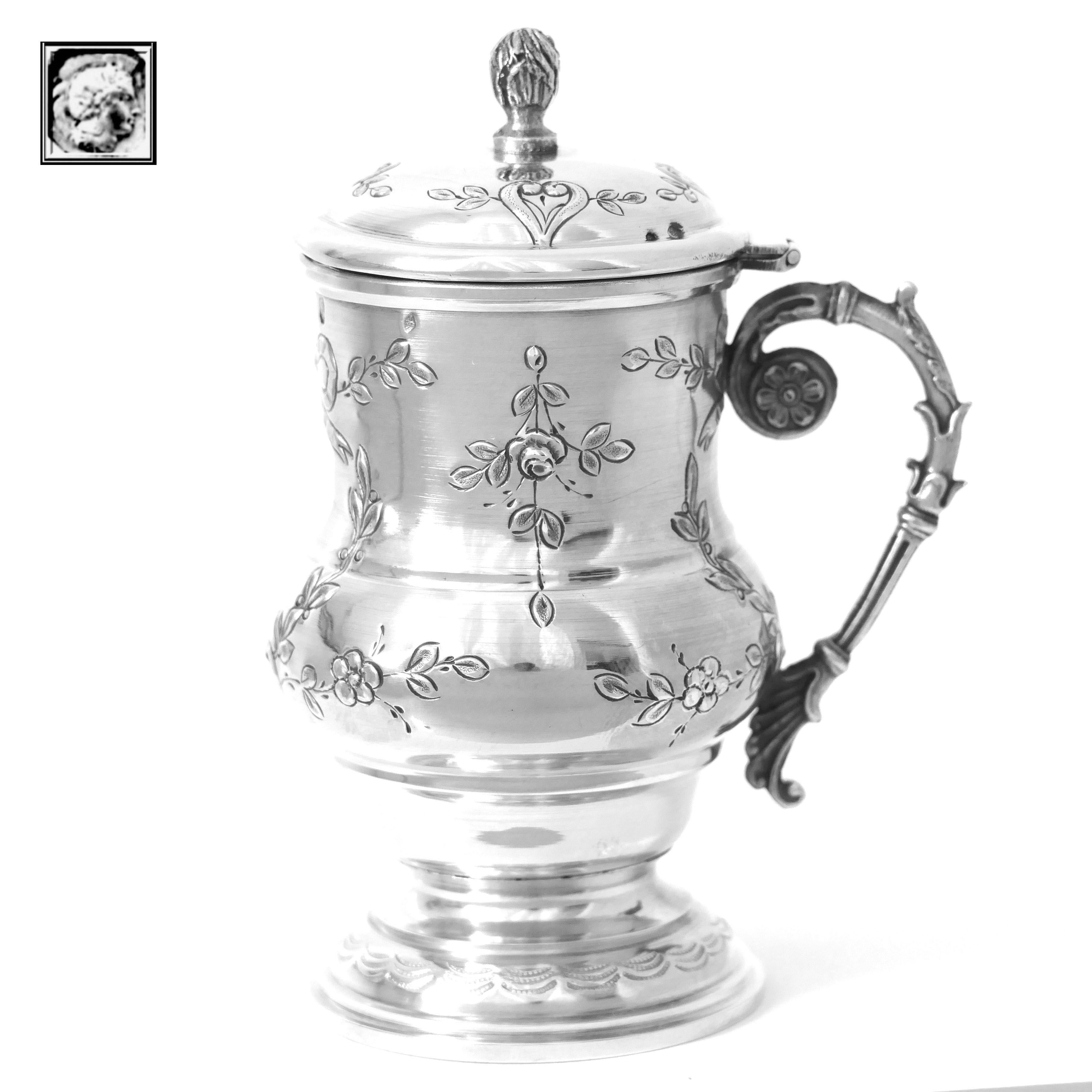 Rare French Sterling Silver Mustard Pot, Spoon and Sugar Caster, Original Box In Good Condition For Sale In TRIAIZE, PAYS DE LOIRE