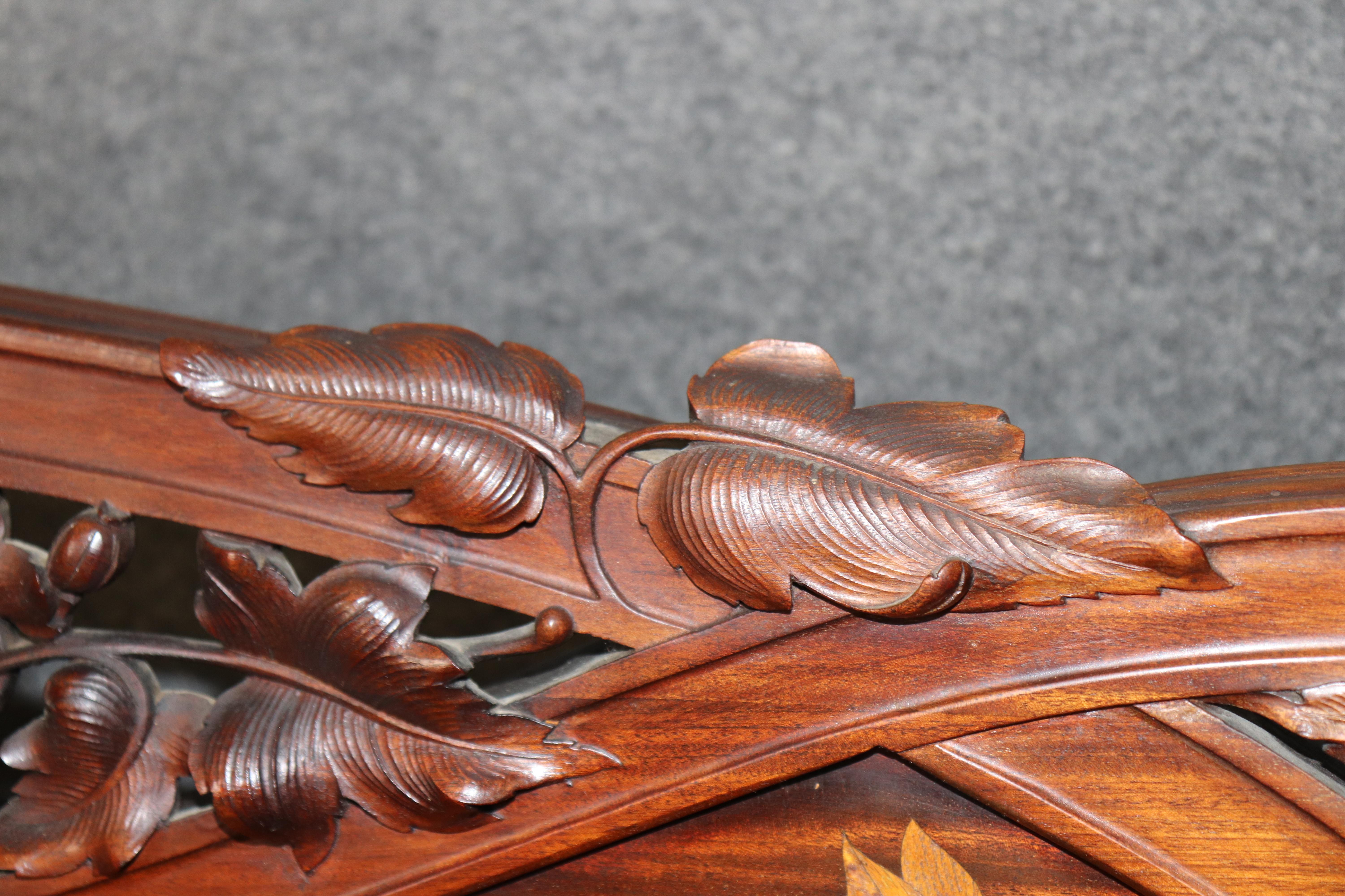 Seltene Französisch Nussbaum und Satinholz Jugendstil fast Königin Bett Manier Emile Galle im Angebot 8