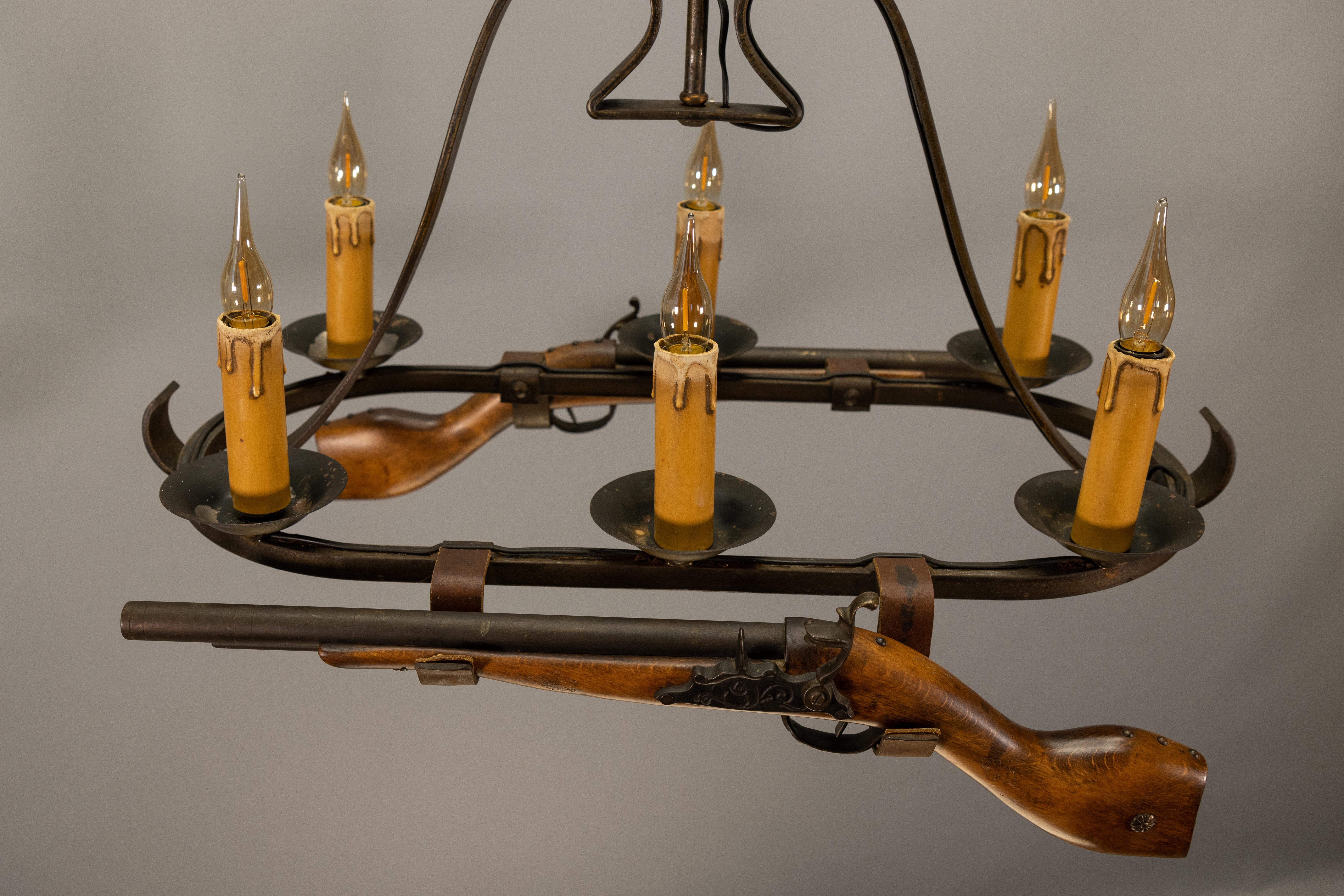 French Wrought Iron Six-Light Chandelier, Rustic Lodge Style, 1970s In Good Condition For Sale In Barntrup, DE