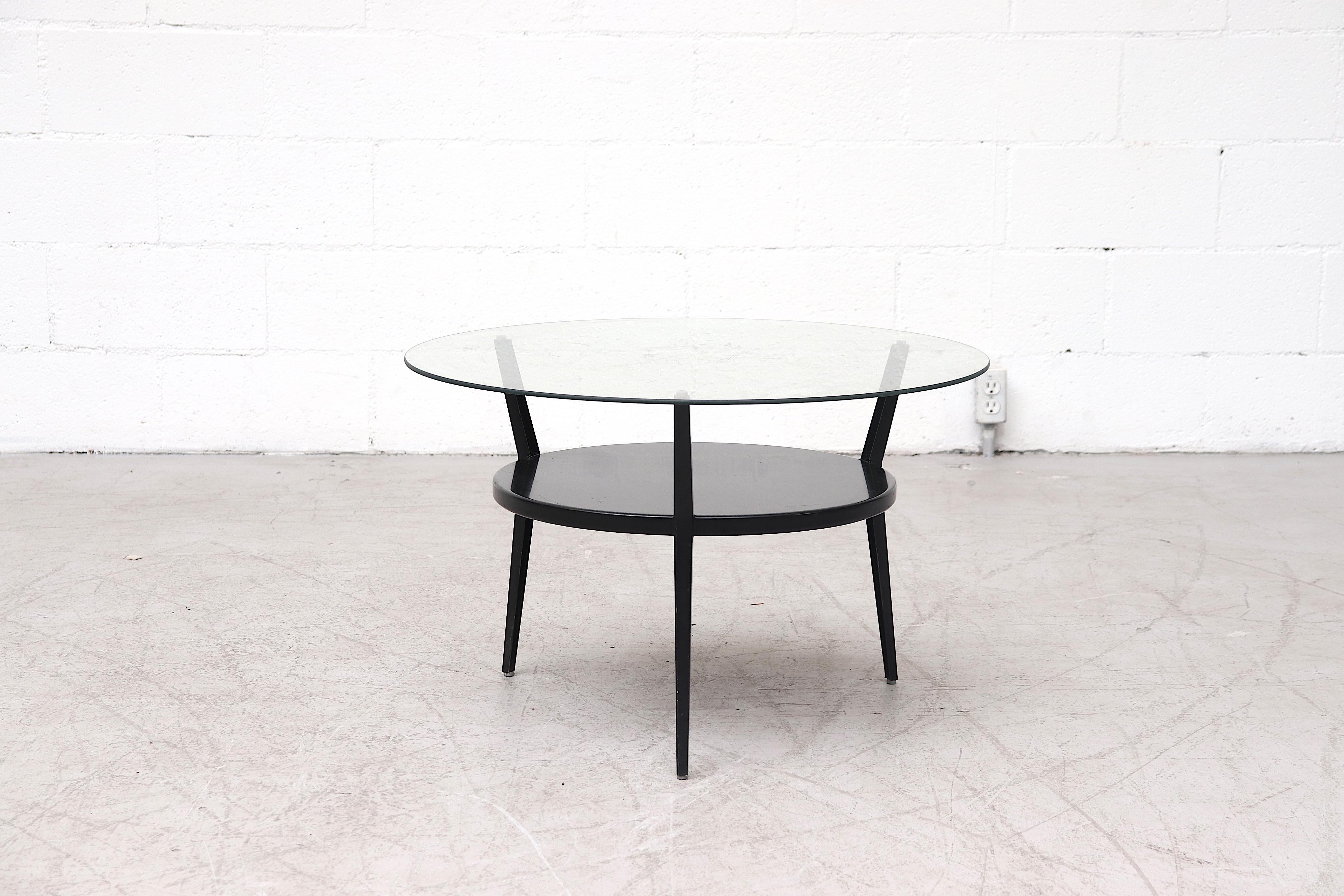 Mid-Century Modern Rare table en métal noir et verre 