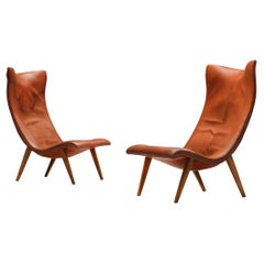 Unique Pair of Frits Henningsen Lounge Chairs in Original Leather