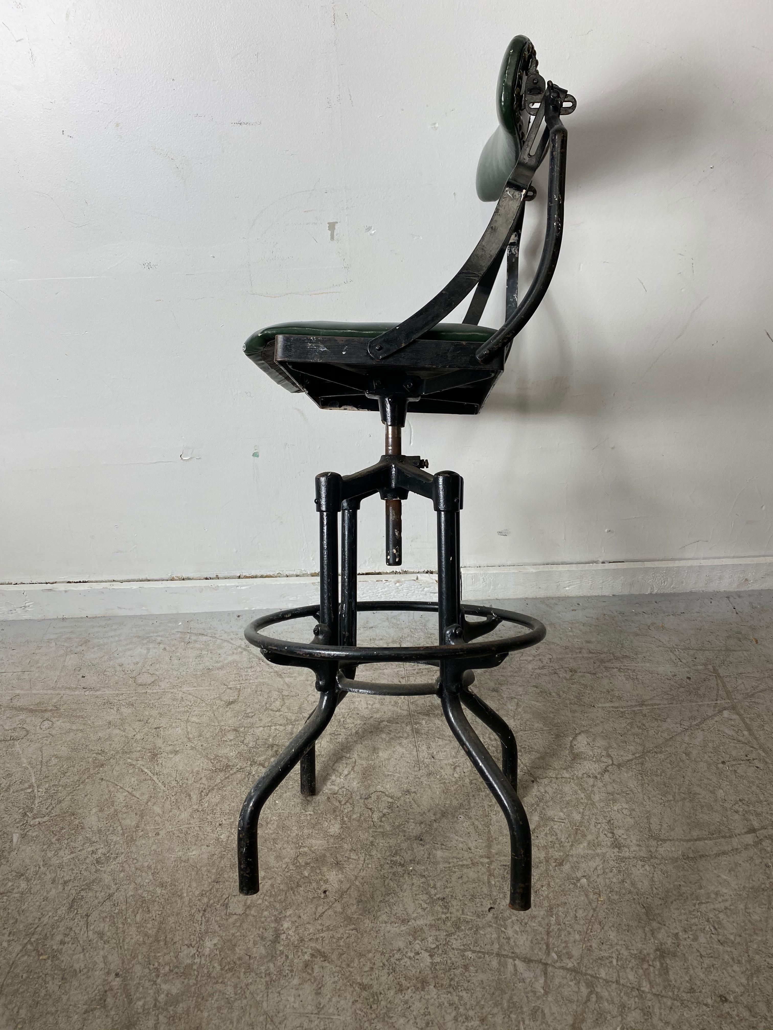 Rare Fritz Cross Modernist Industrial Drafting / Artist Stool, 1930s In Good Condition In Buffalo, NY
