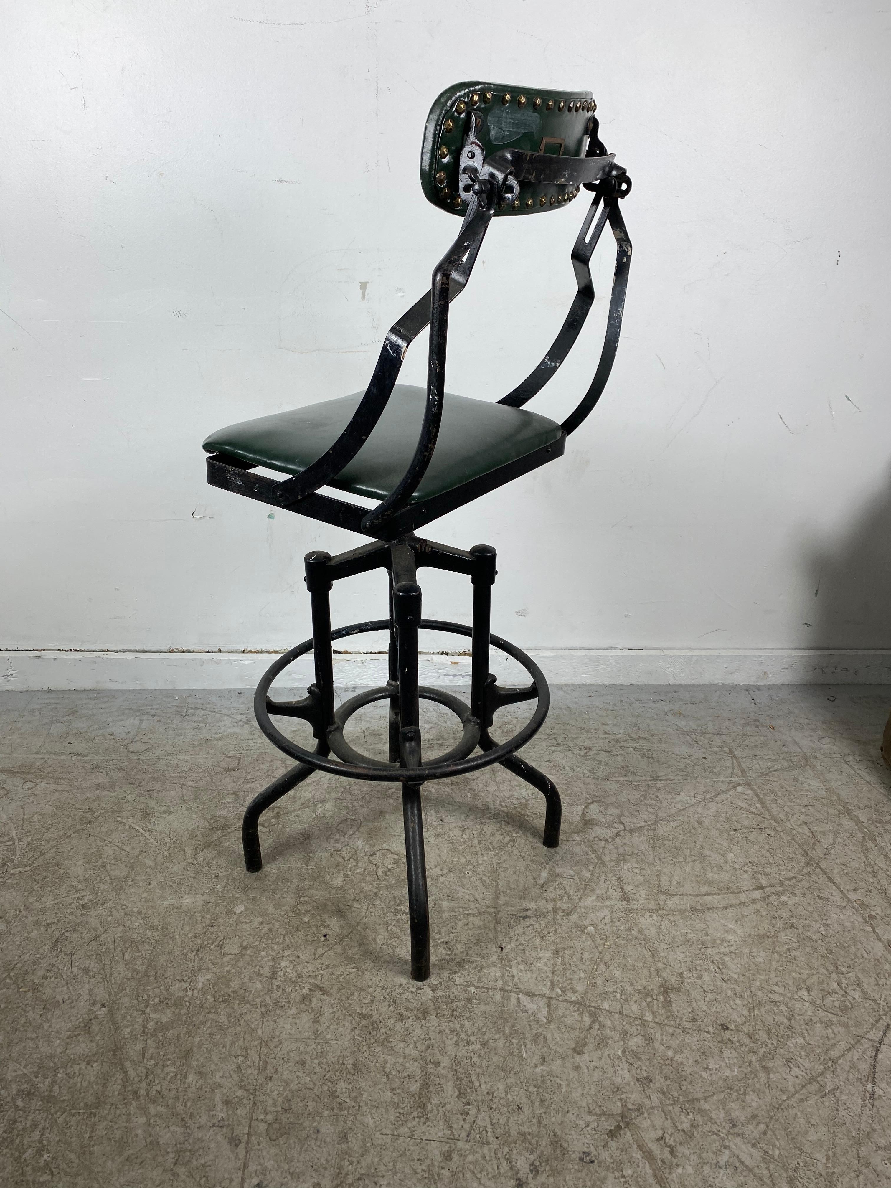 Naugahyde Rare Fritz Cross Modernist Industrial Drafting / Artist Stool, 1930s