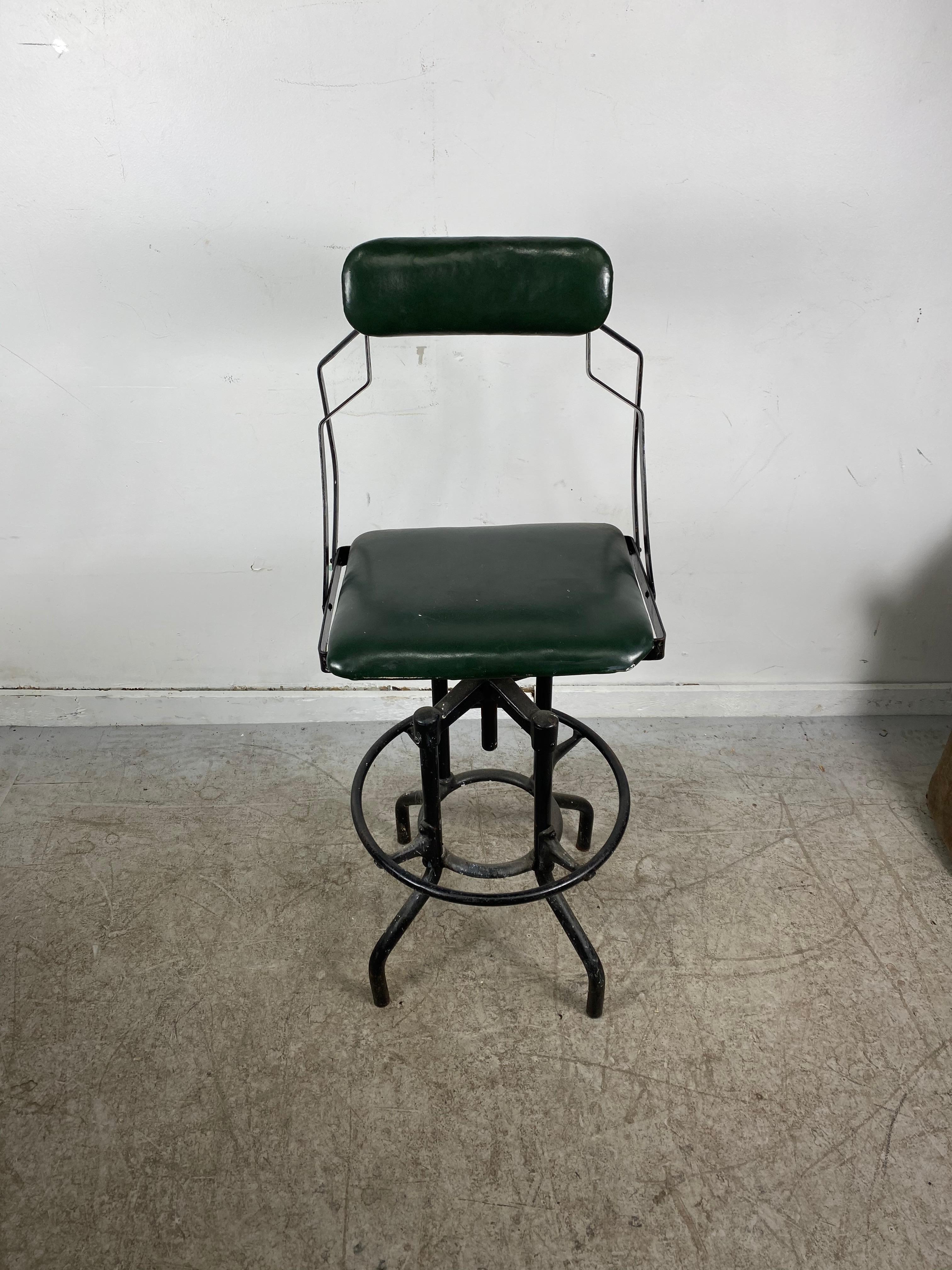 Rare Fritz Cross Modernist Industrial Drafting / Artist Stool, 1930s 1