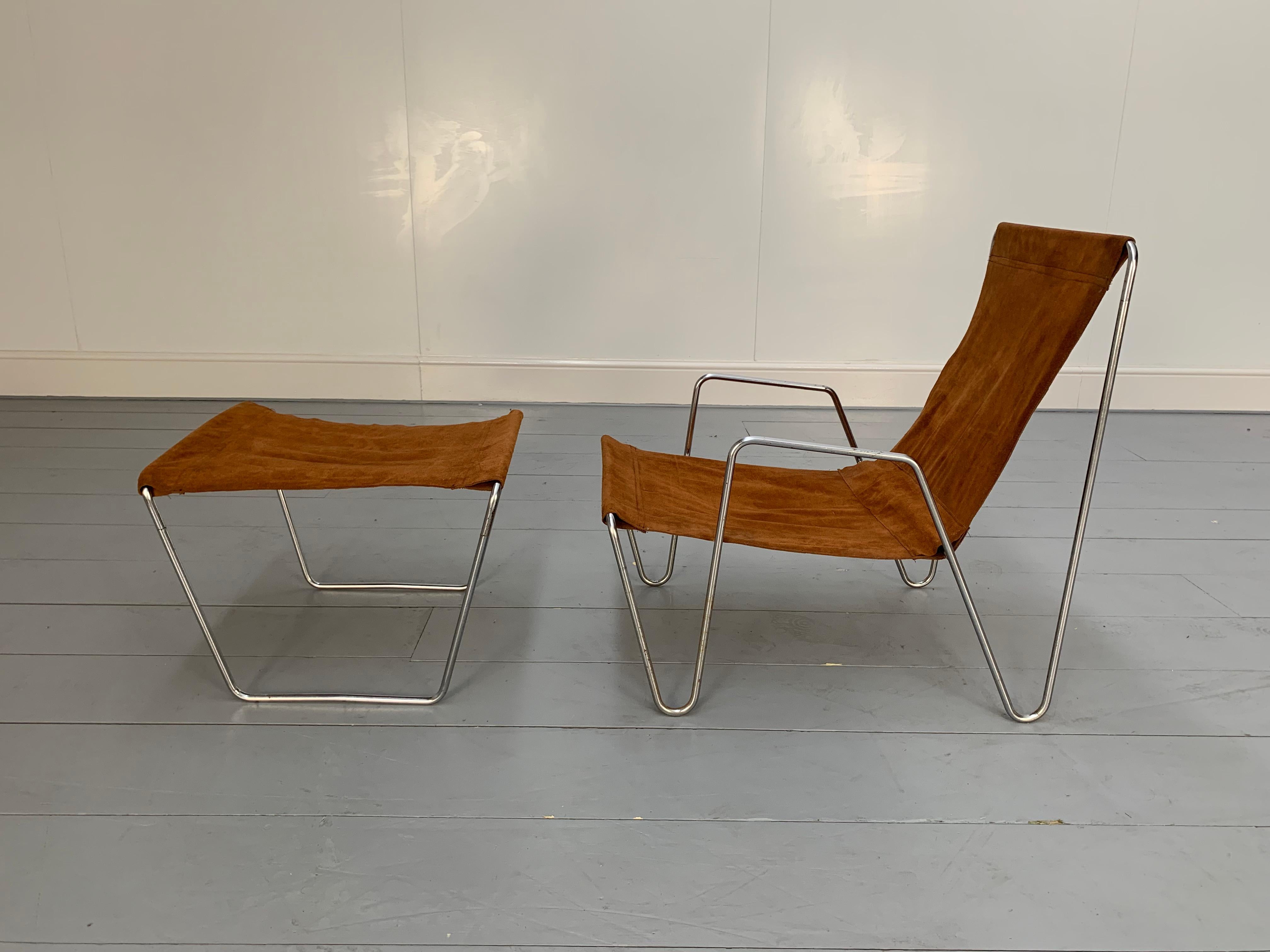 Rare Fritz Hansen “Bachelor” Lounge Chair & Footstool in Suede Leather & Chrome For Sale 2