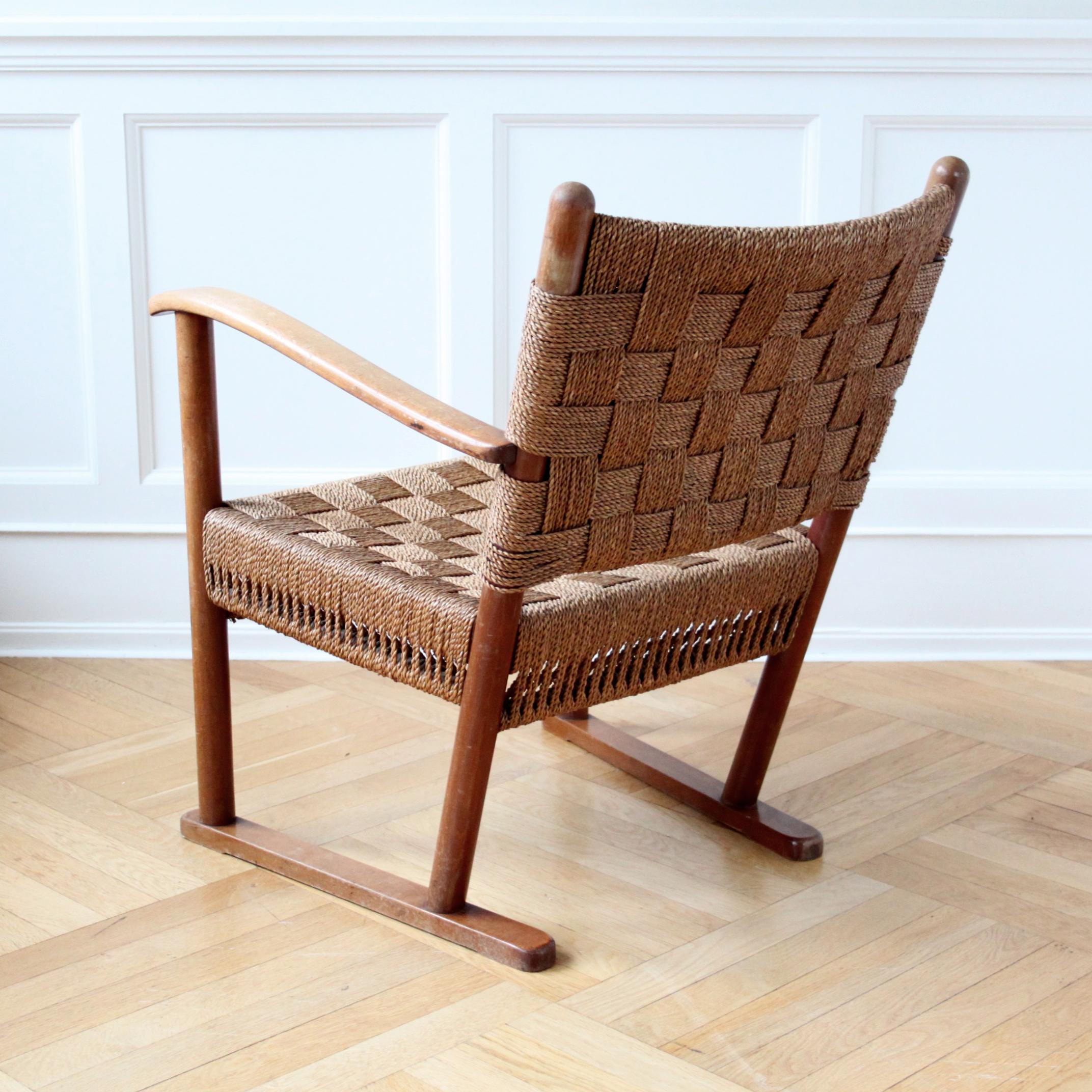 Danese Rara sedia da salotto di Fritz Hansen, faggio e seagrass intrecciato, Danimarca, anni '40