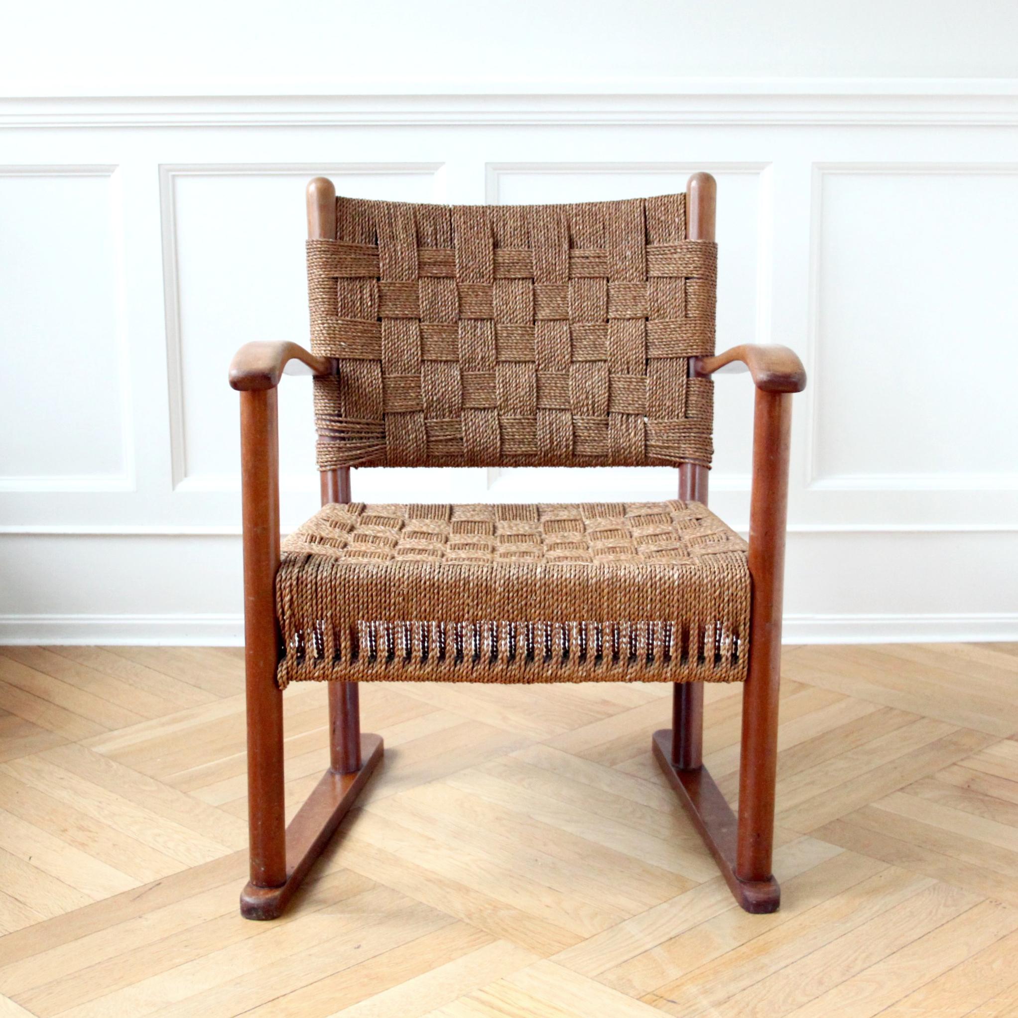 Danish Rare Fritz Hansen Lounge Chair, Beech and Woven Seagrass, Denmark, 1940s For Sale