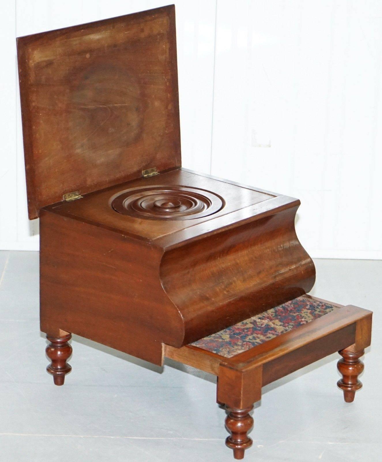 Hand-Crafted Rare Fully Complete Victorian American Bed Step Stool with Built in Chamber Pot