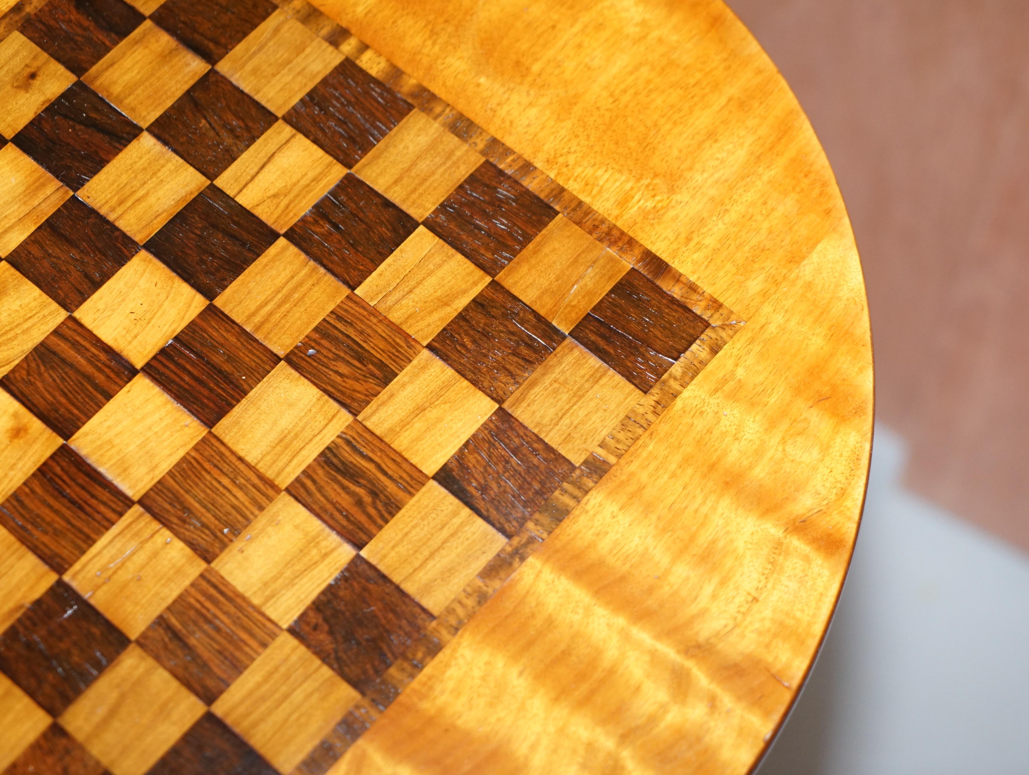 English Rare Fully Restored Victorian Walnut & Hardwood Inlaid Chess Games Tripod Table