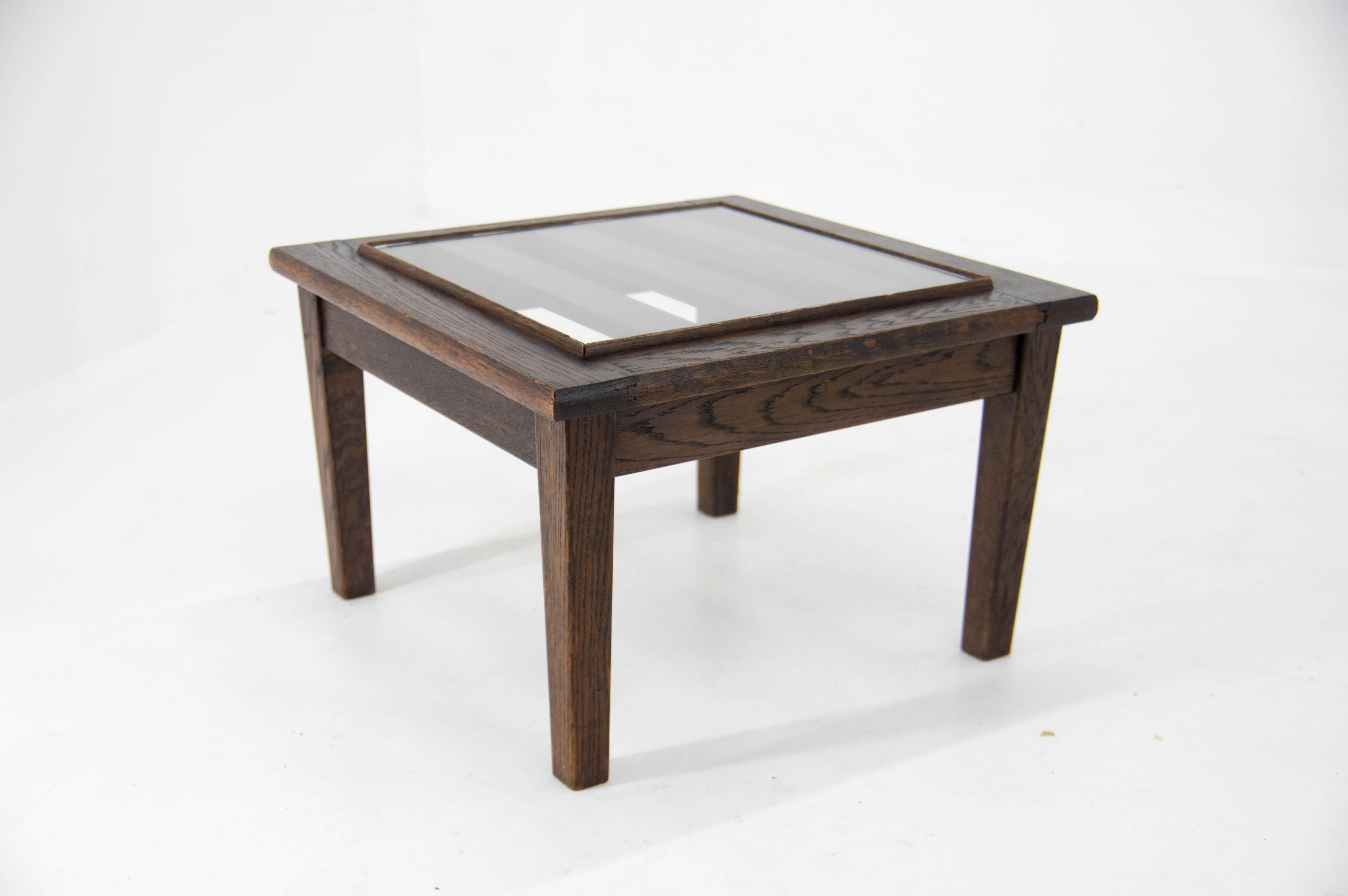 Czech Rare Functionalist Side Table by Antonin Heythum, 1930s For Sale