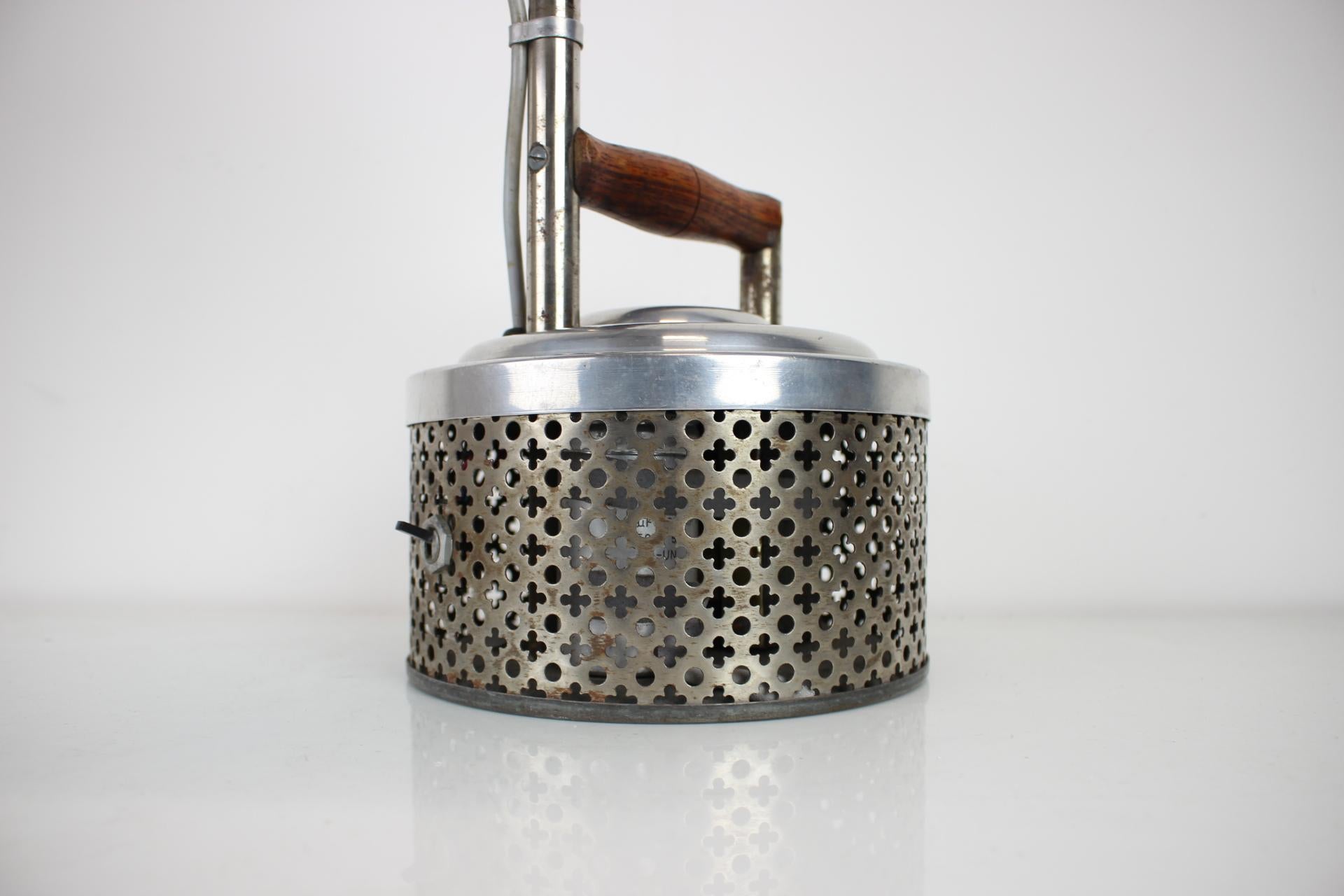 Rare Functionalist Table Lamp, Czechoslovakia, 1920's For Sale 2