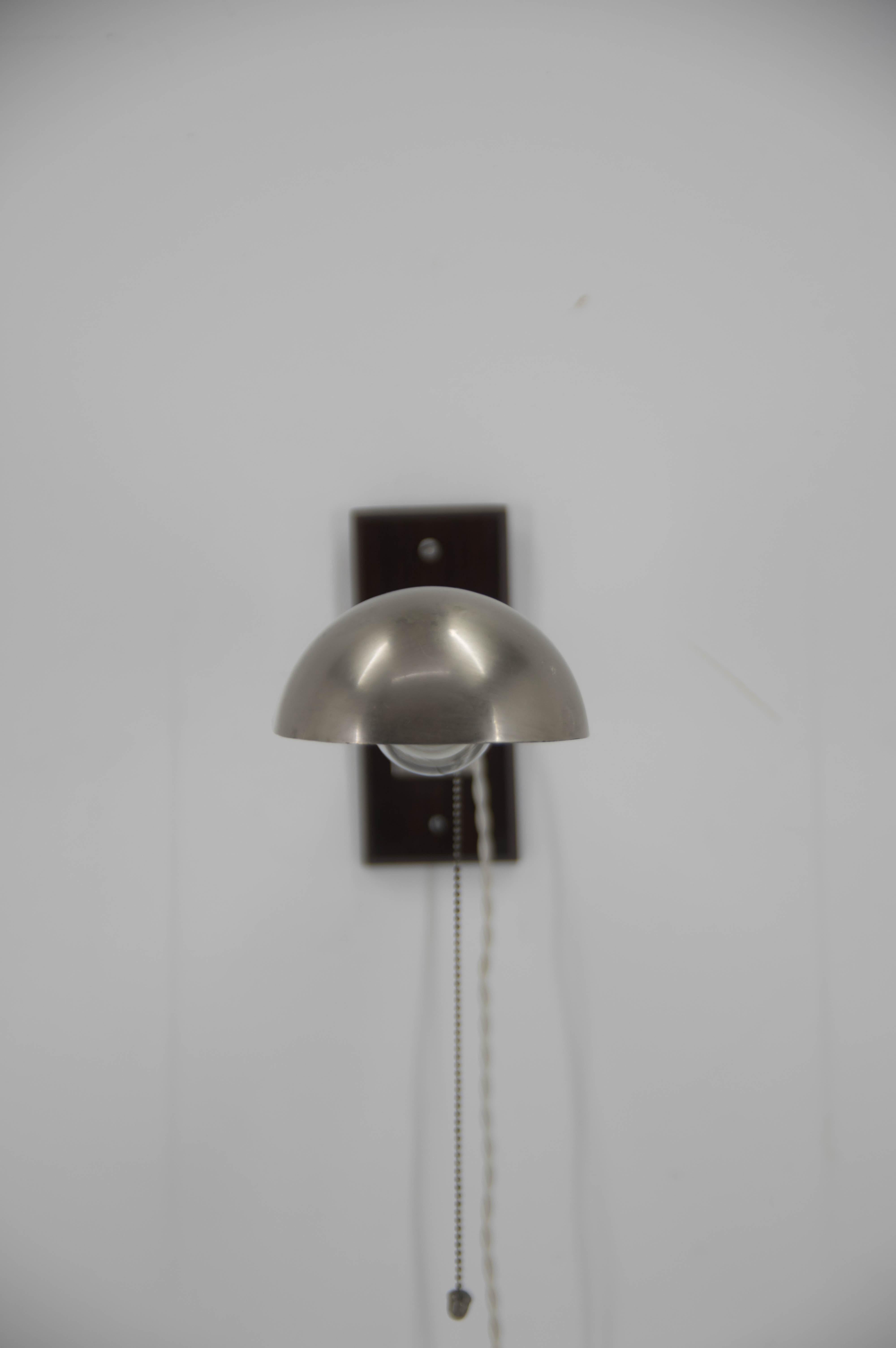 Rare Functionalist Wall Lamp with Rotating Shade, 1920s For Sale 5