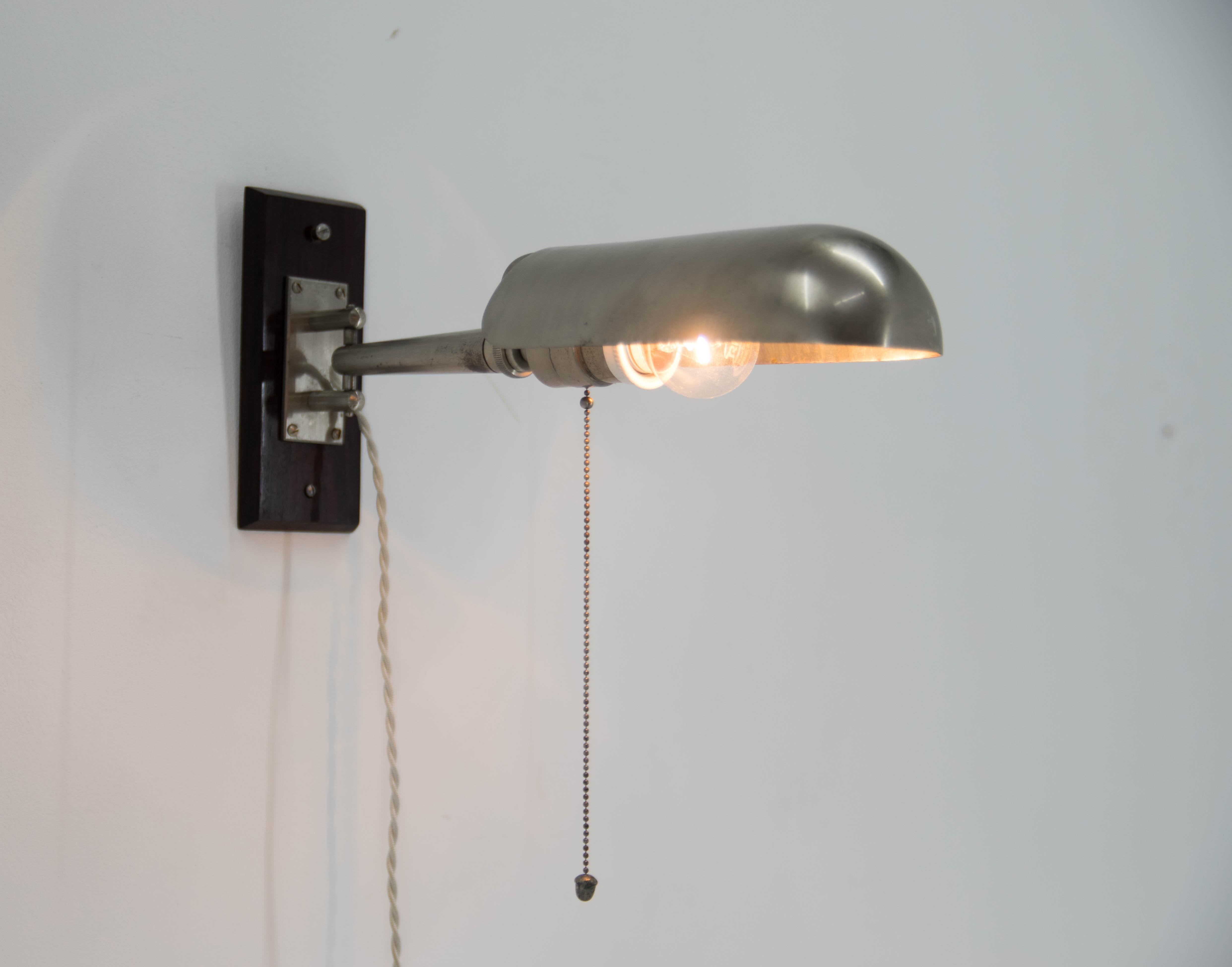 Bauhaus Rare Functionalist Wall Lamp with Rotating Shade, 1920s For Sale