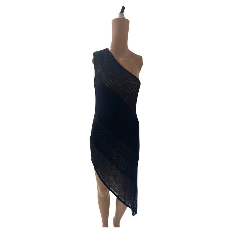 black one shoulder asymmetric dress Amarante Black One Shoulder Asymmetrical Midi Dress main image 0