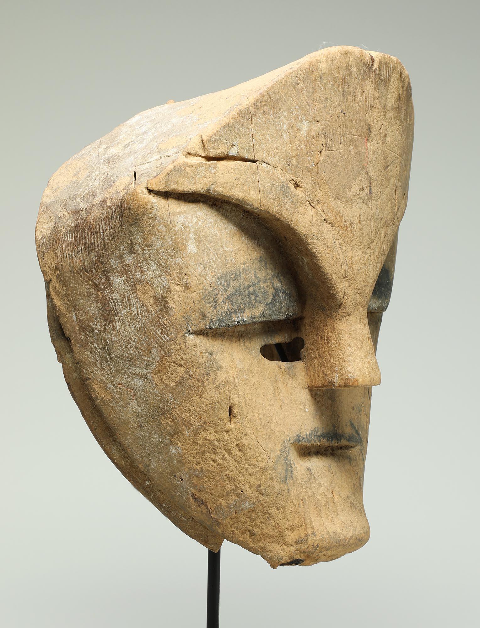 Gabonese Rare Gabon Mask From Tsogho Peoples with Character, Central Africa For Sale
