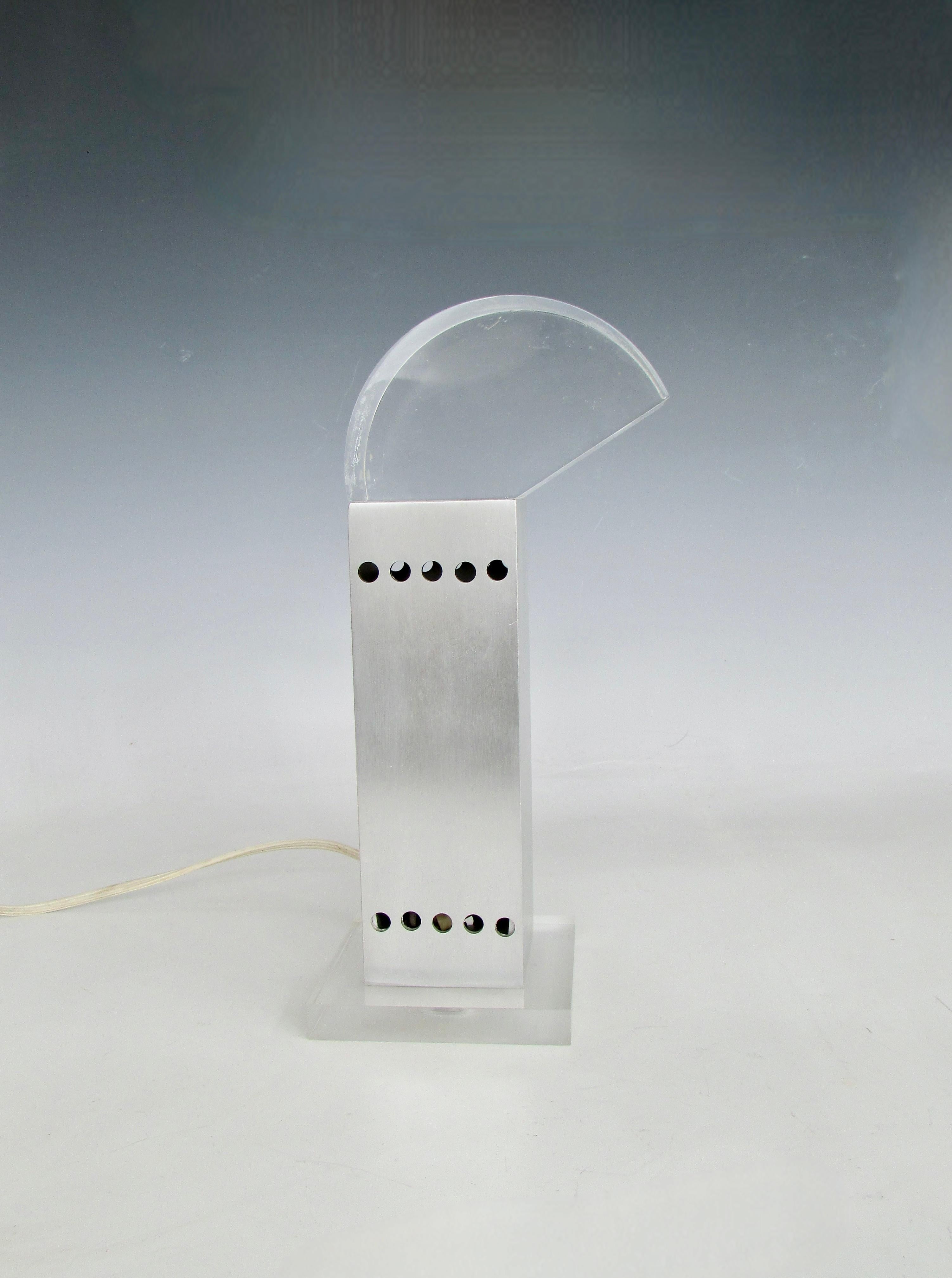 Rare Gaetano Missaglia designed small aluminum with acrylic diffuser table lamp For Sale 6