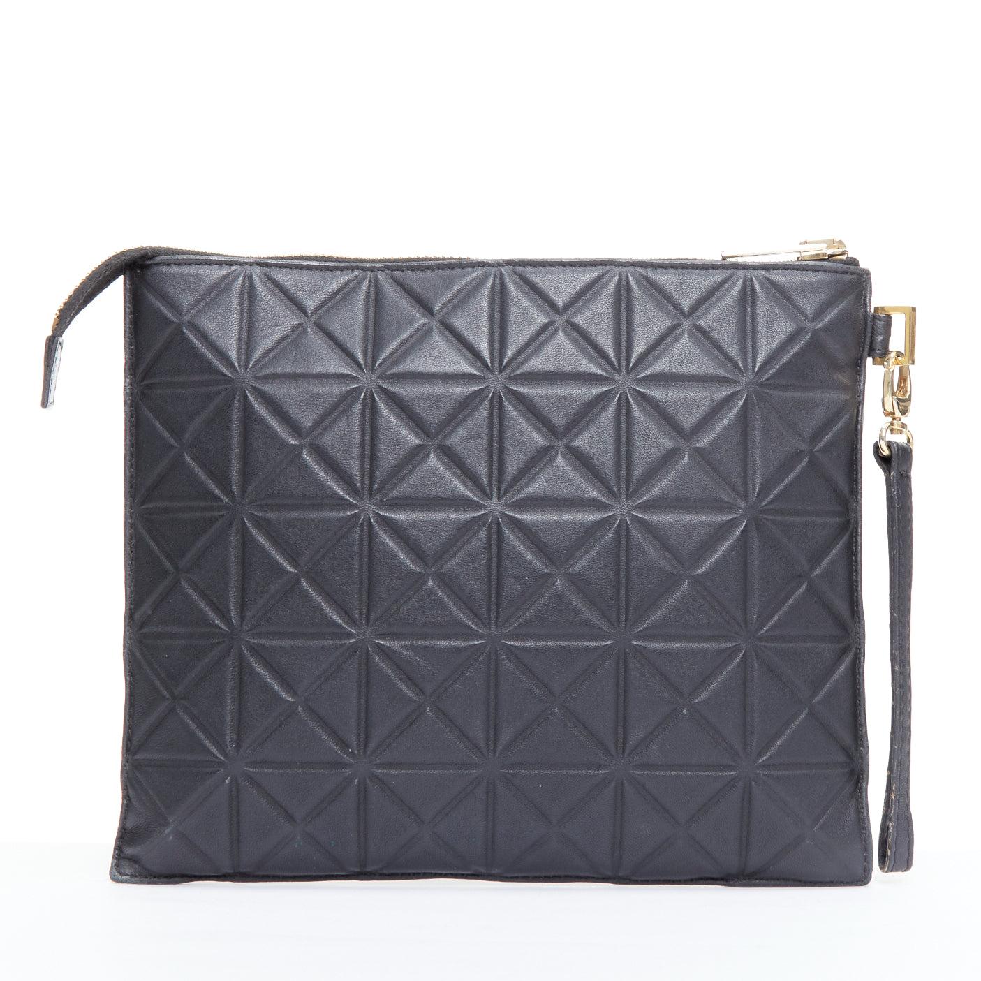 rare GARETH PUGH black leather geometric zip wrist clutch bag In Good Condition For Sale In Hong Kong, NT