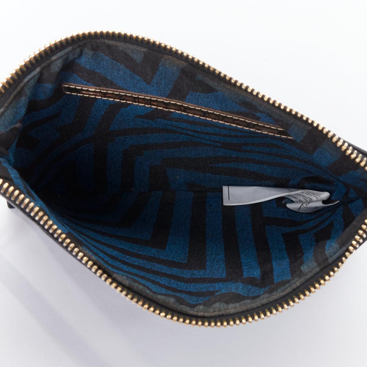 rare GARETH PUGH black leather geometric zip wrist clutch bag For Sale 3
