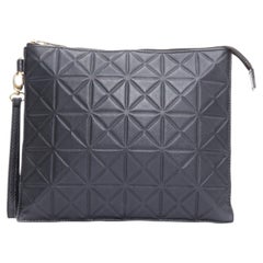 rare GARETH PUGH black leather geometric zip wrist clutch bag