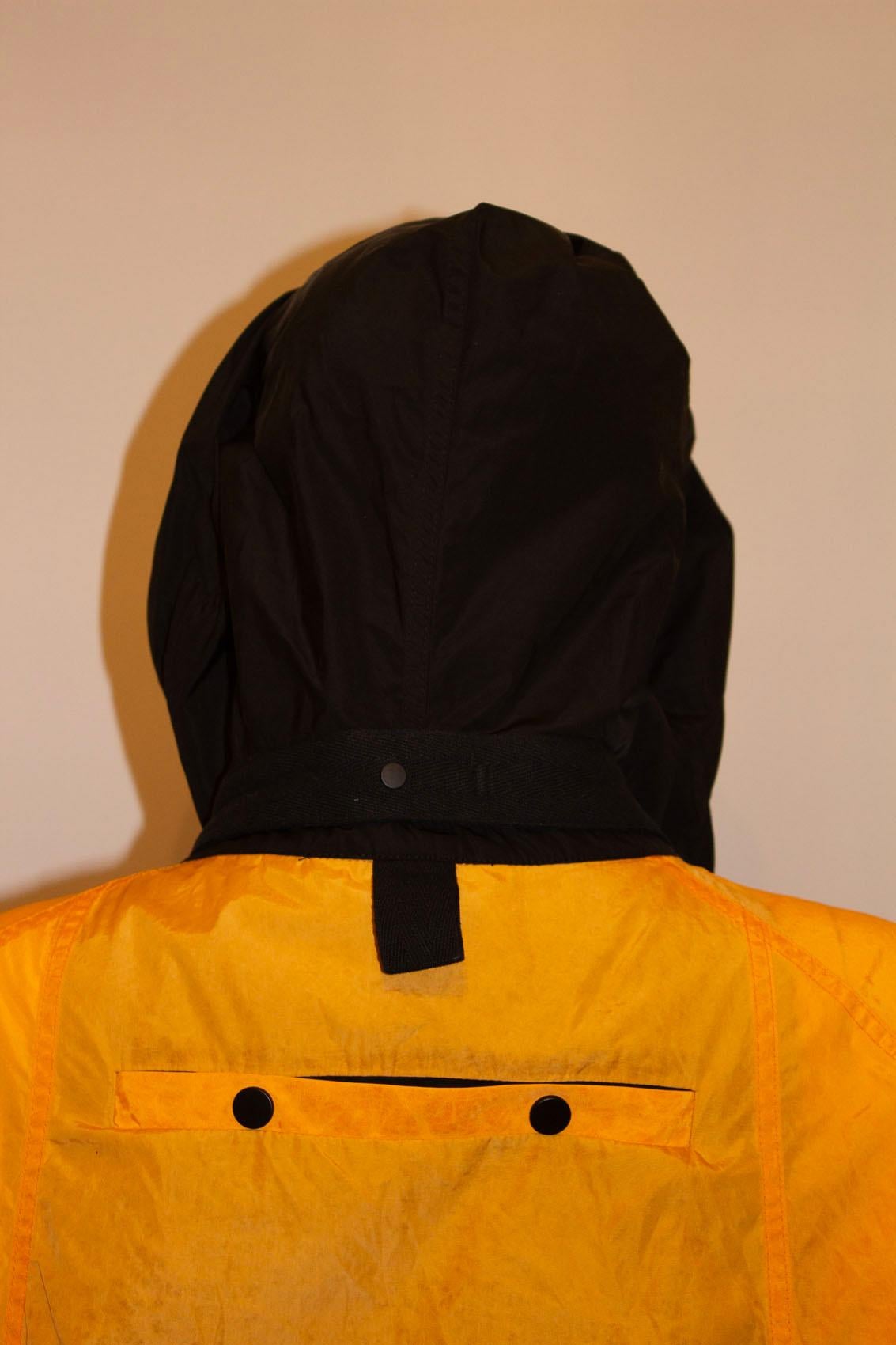 Rare Genesis 11 Mc Queen Festival Coat In Good Condition For Sale In London, GB