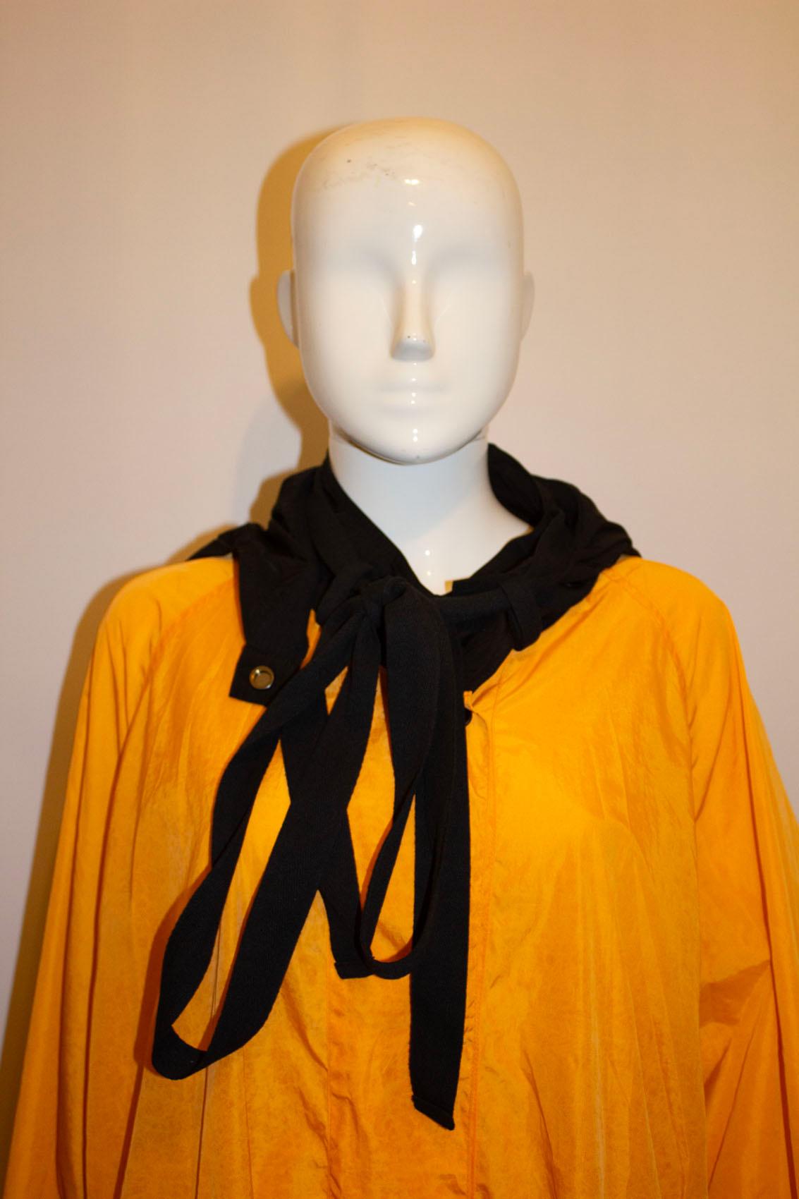 Rare Genesis 11 Mc Queen Festival Coat For Sale 4