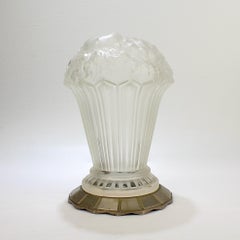Rare Genet et Michon French Art Deco Frosted Art Glass Table Lamp Shade