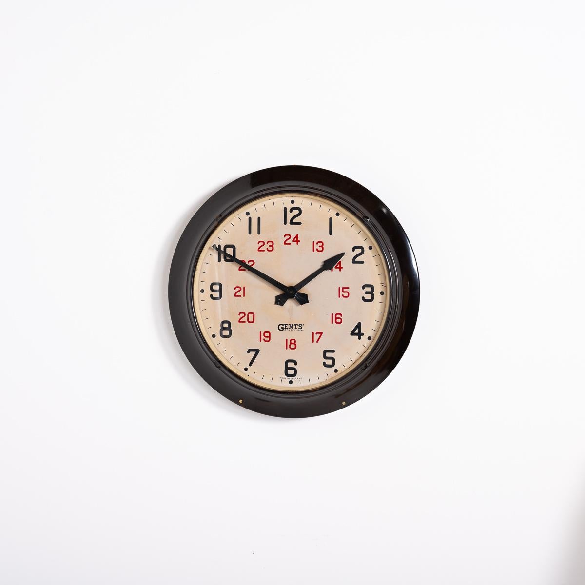 Mid-20th Century Rare Gents of Leicester 24 Hour Dial Bakelite Wall Clock