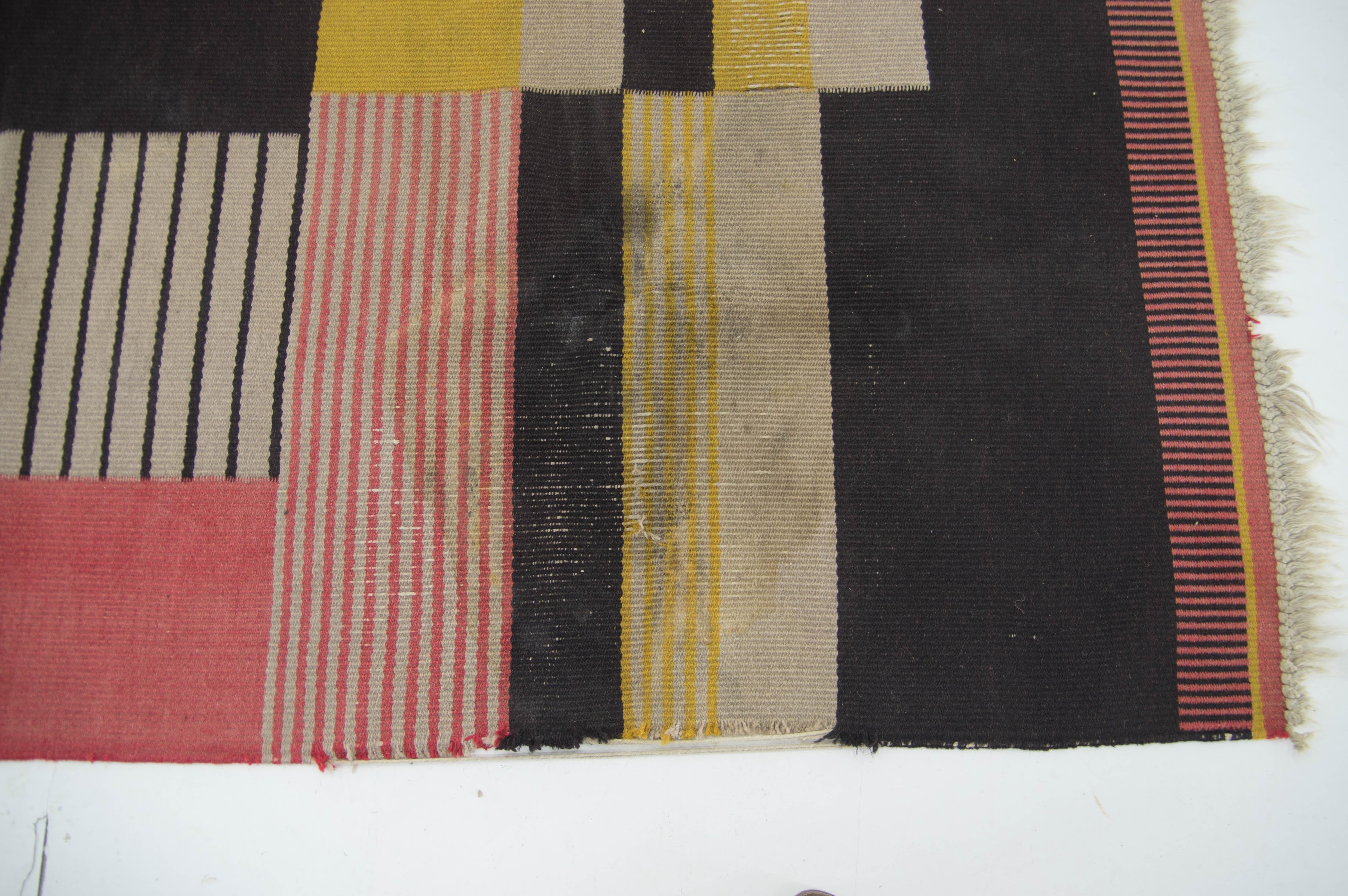 Rare Geometric Carpet by Antonin Kybal, 1948s In Distressed Condition For Sale In Praha, CZ