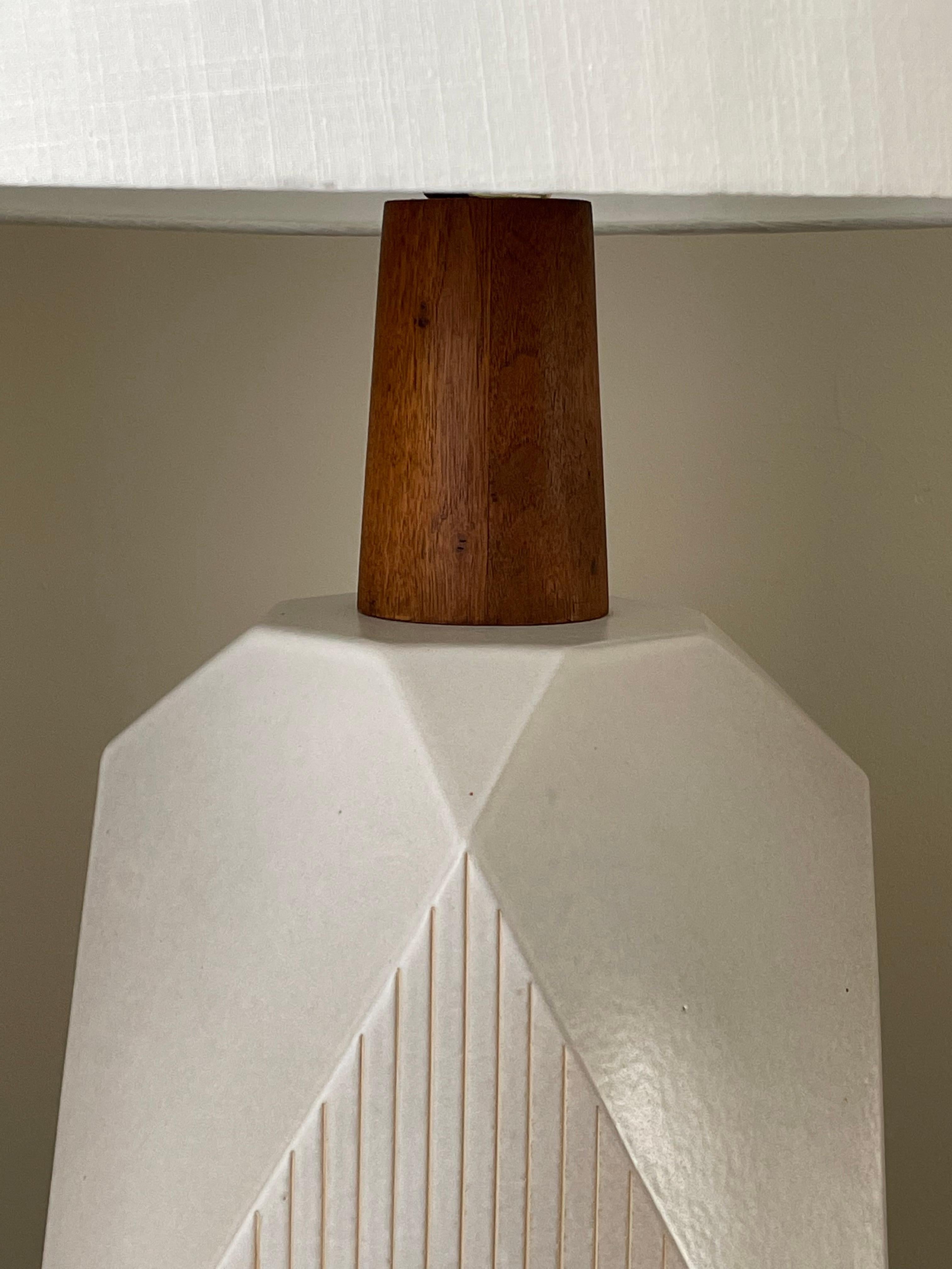 Rare Geometric Martz Table Lamp by Jane and Gordon Martz In Good Condition For Sale In St.Petersburg, FL