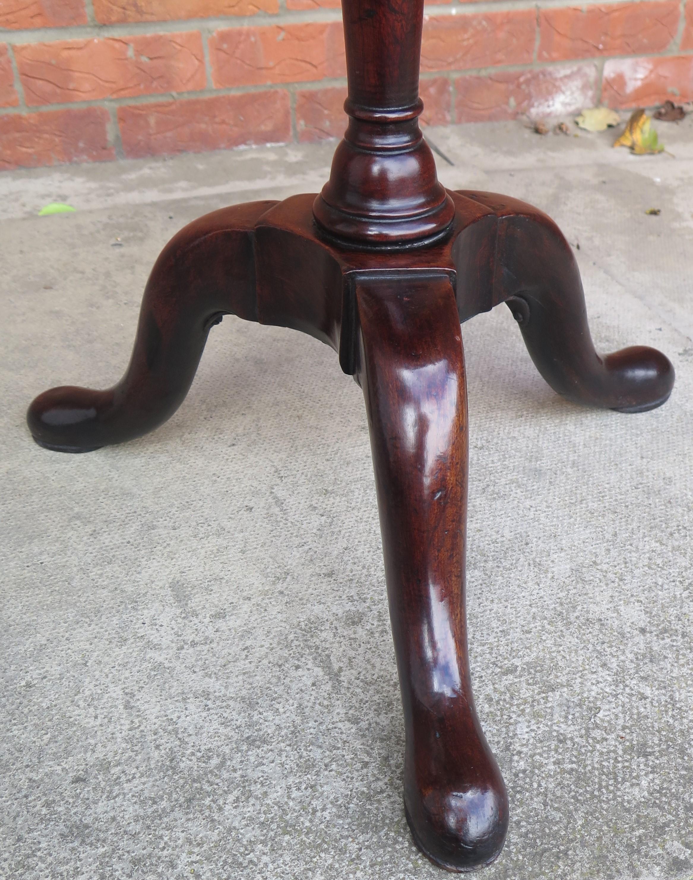 Rare George 11 Kettle or Candle Stand Cuban Mahogany with Tripod Base, Ca 1745  2