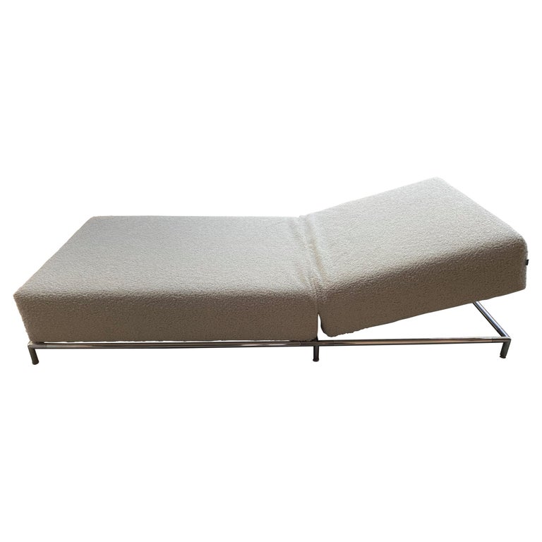 Rare "George" Daybed by Antonio Citterio for B&B Italia, Off-White Bouclé For Sale