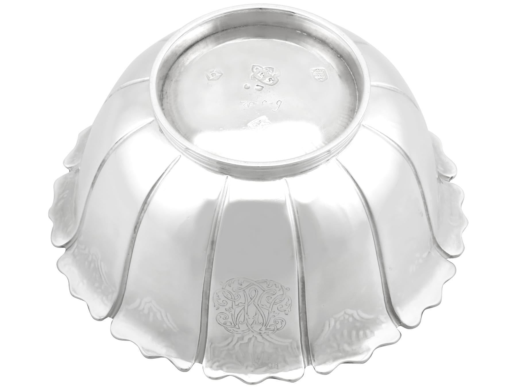 Rara zuccheriera inglese in argento sterling George II in vendita 3
