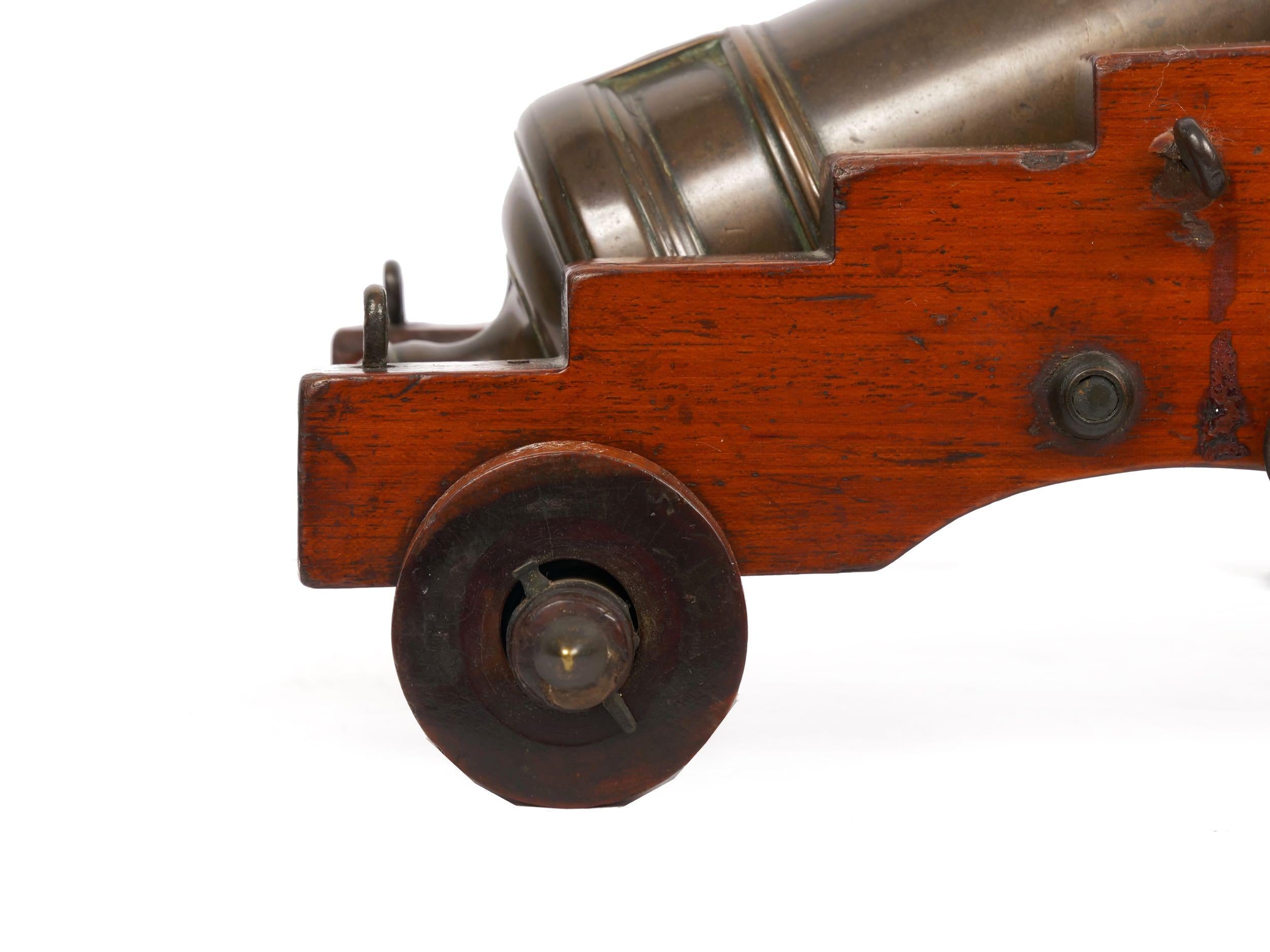 Rare George III Brass and Mahogany English Antique Signal Cannon, 19th Century 4